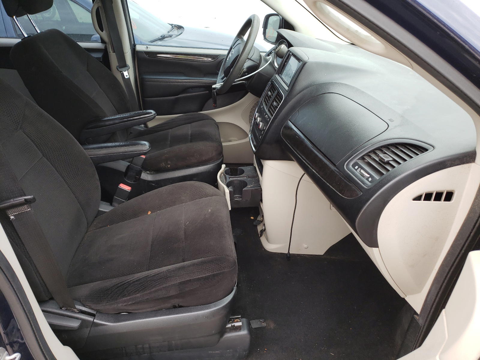 Photo 5 from auction – 2012 DODGE GRAND CARA with VIN 2C4RDGBG9CR389150