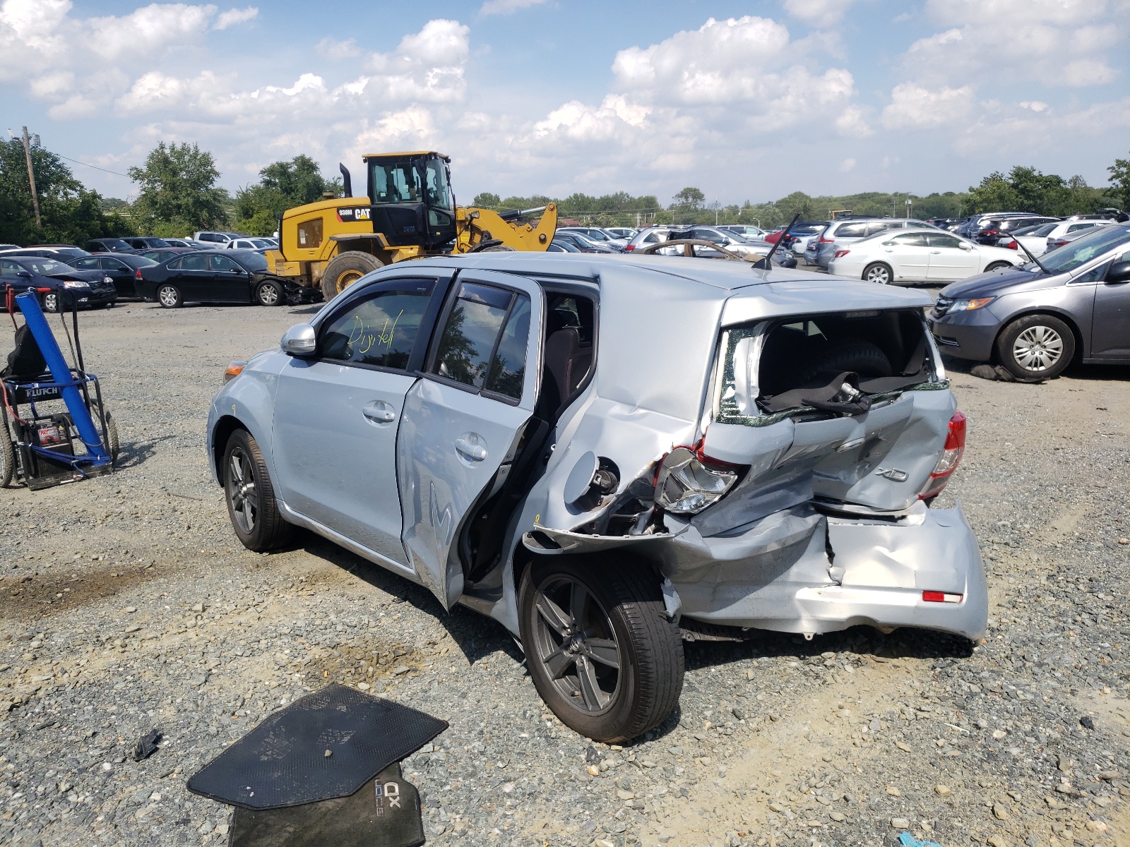 Photo 3 from auction – 2013 TOYOTA SCION XD with VIN JTKKUPB41D1037332