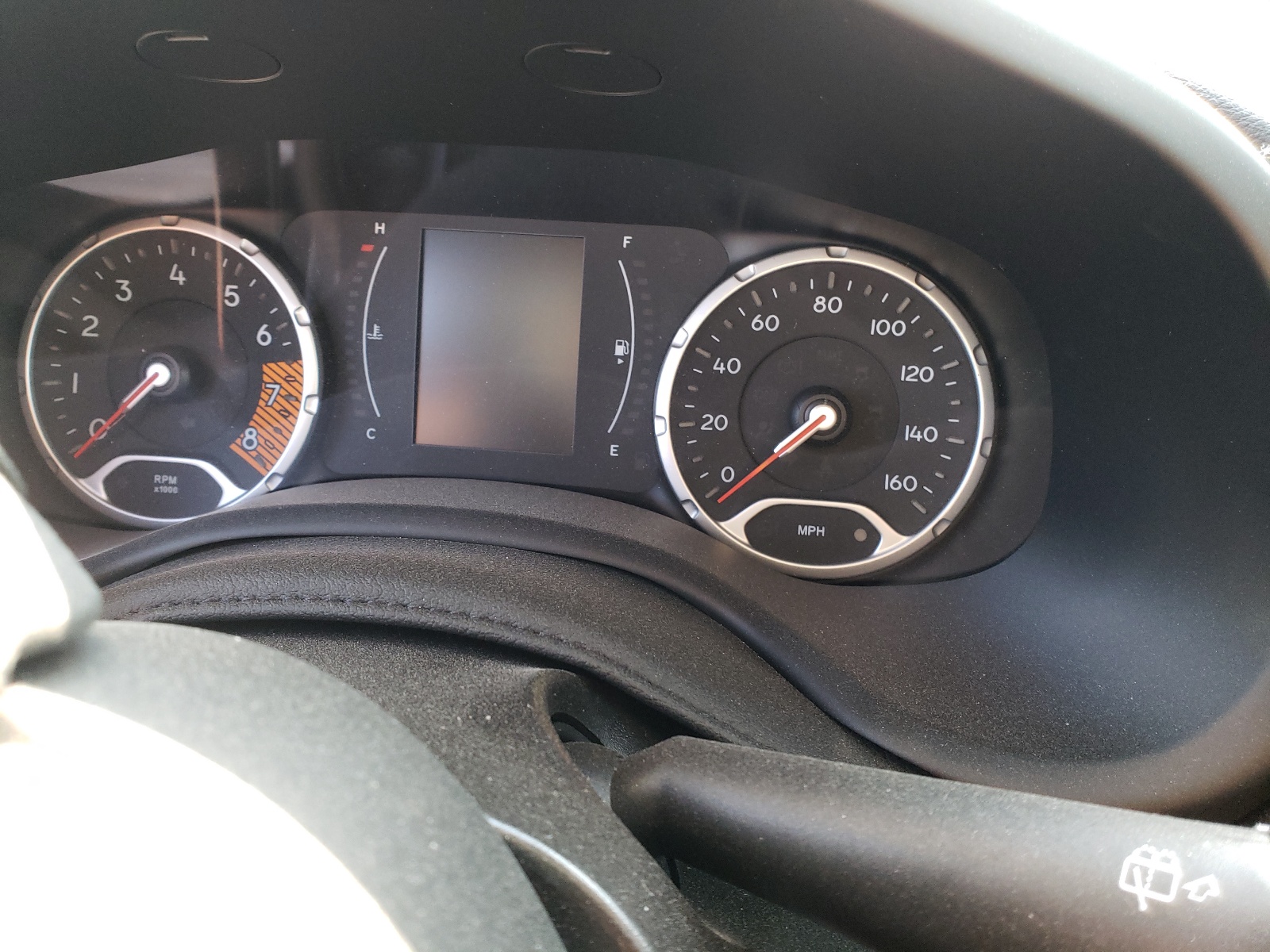 Photo 8 from auction – 2021 JEEP RENEGADE S with VIN ZACNJDAB1MPM41336
