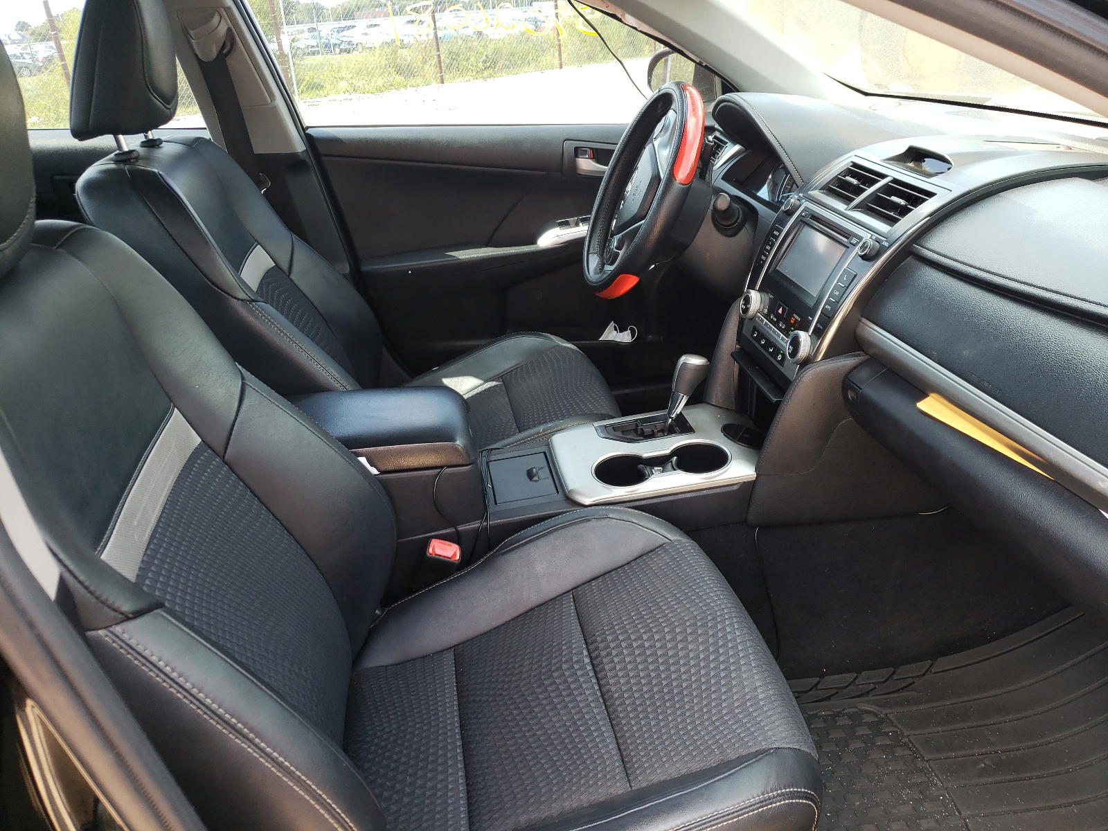 Photo 5 from auction – 2012 TOYOTA CAMRY BASE with VIN 4T1BF1FK8CU585120