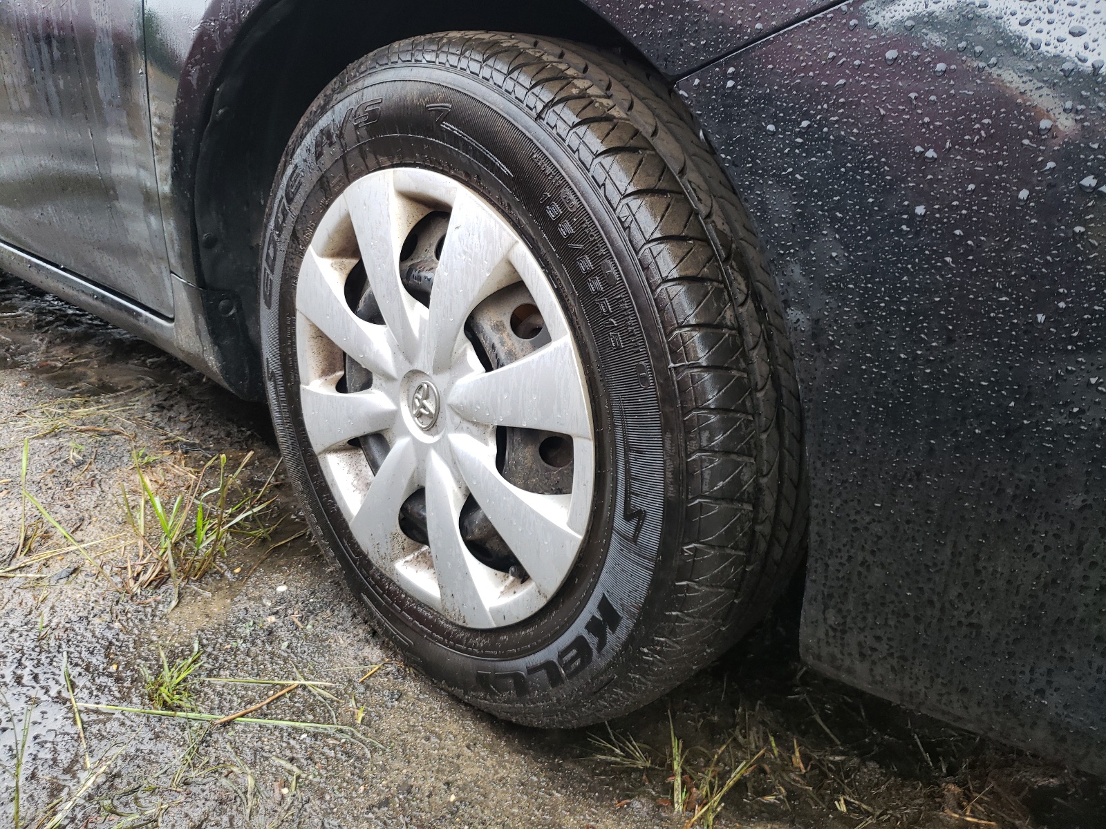 Zdjęcie 9 z aukcji – 2010 TOYOTA COROLLA BA z VIN 2T1BU4EE7AC304250