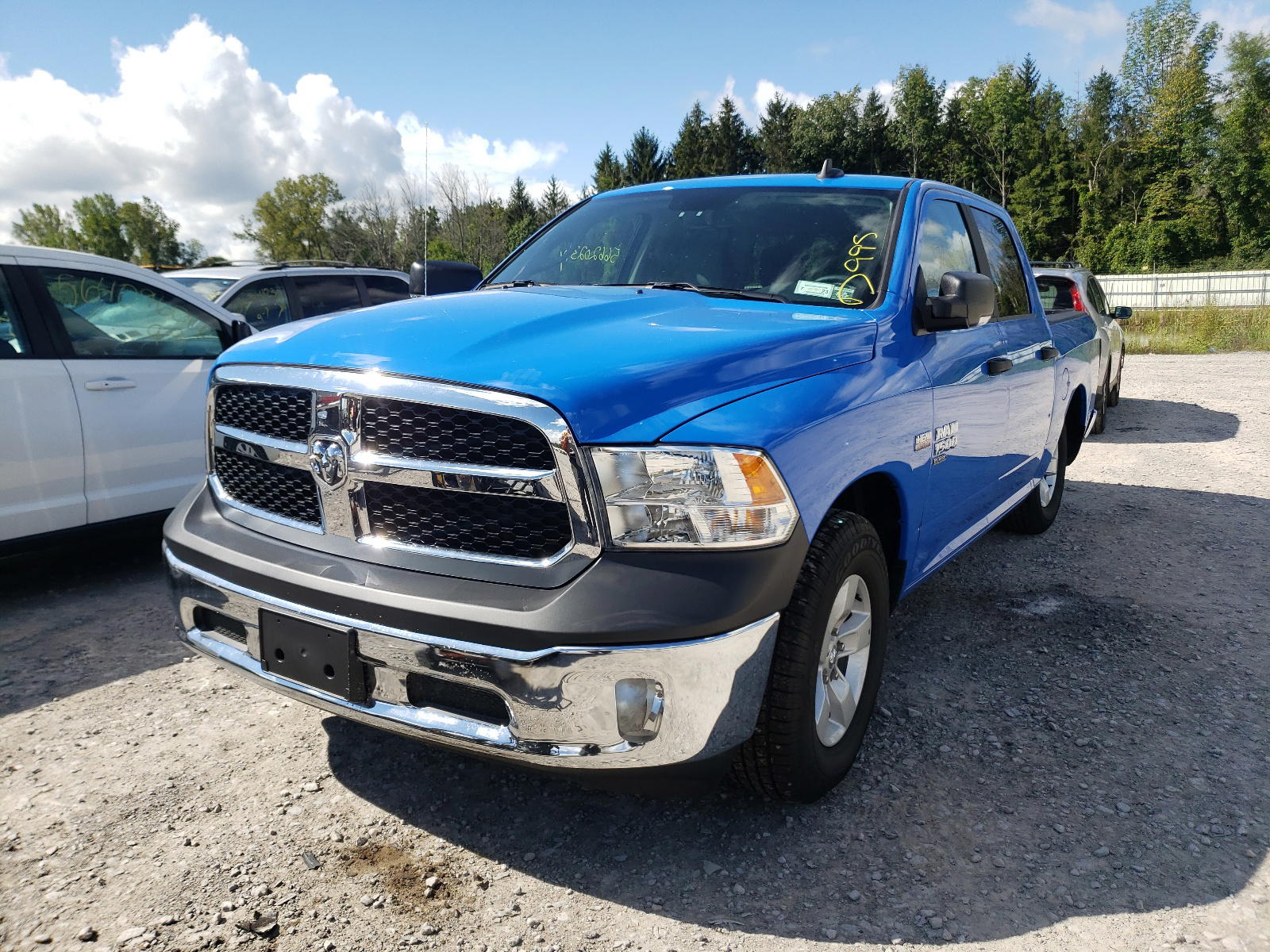 Photo 2 from auction – 2021 RAM 1500 CLASS with VIN 3C6RR7LT5MG621934