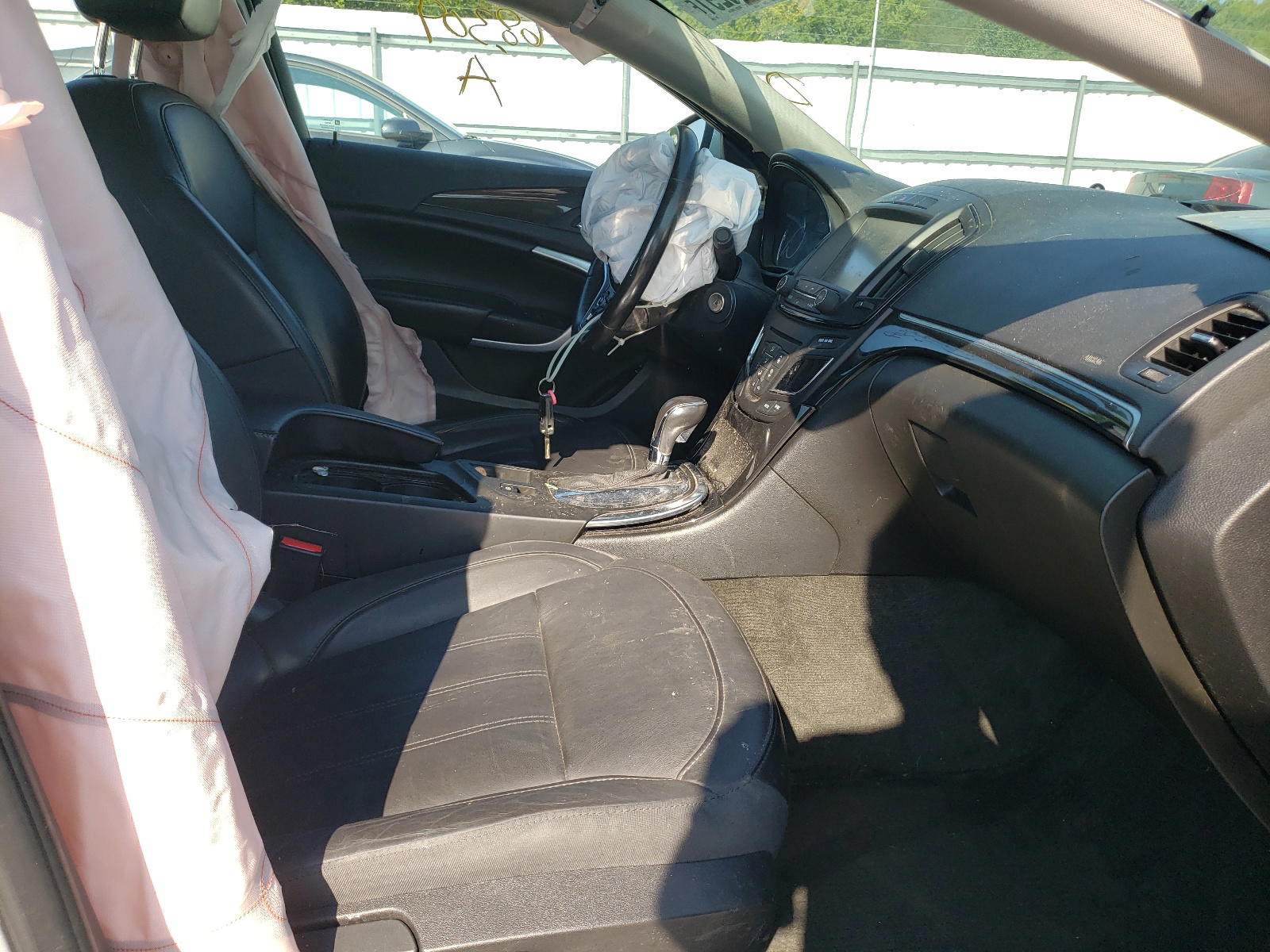 Photo 5 from auction – 2017 BUICK REGAL GS with VIN 2G4GL5EX6H9152080