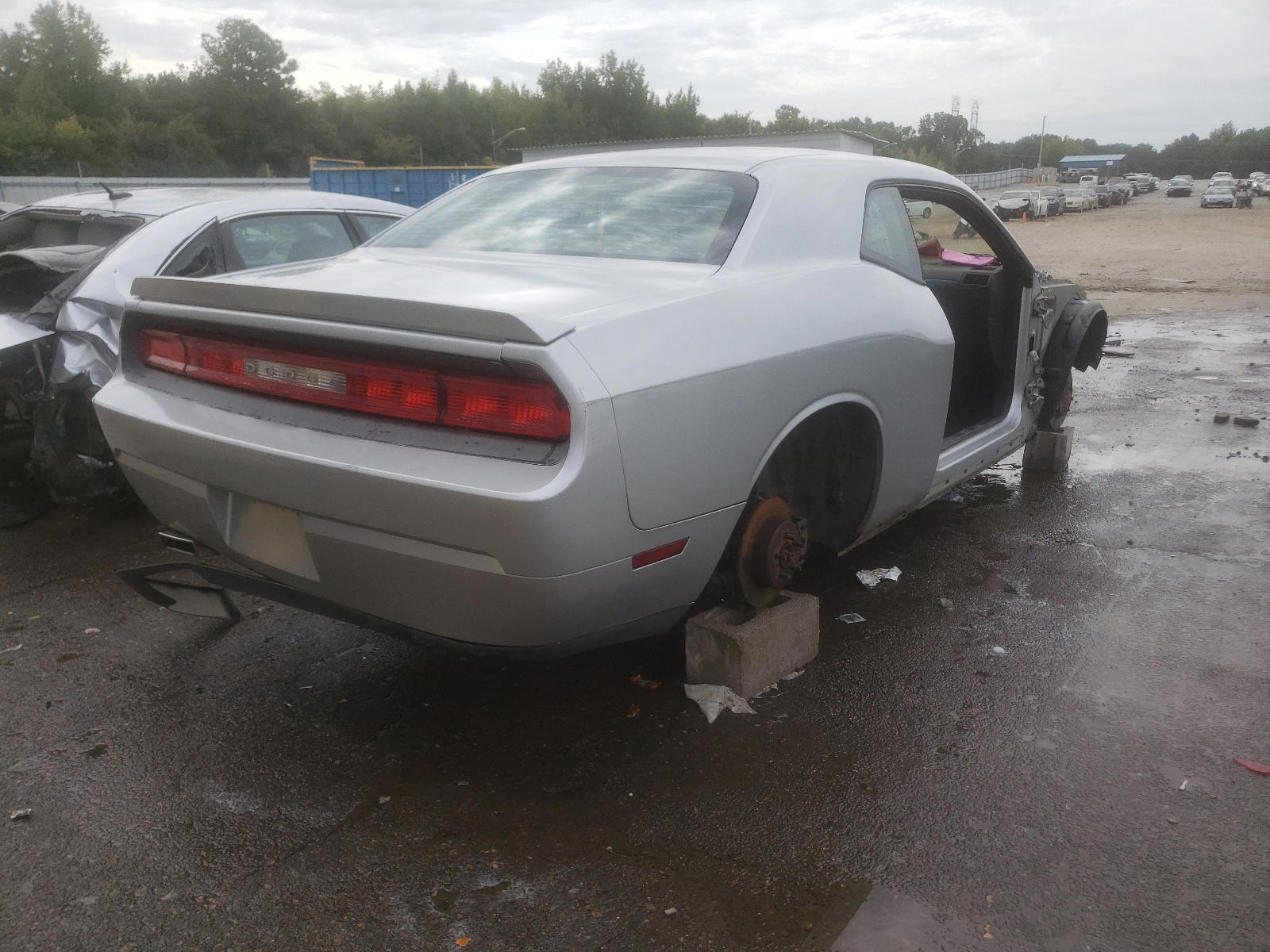 Photo 4 from auction – 2009 DODGE CHALLENGER with VIN 2B3LJ44V49H577082