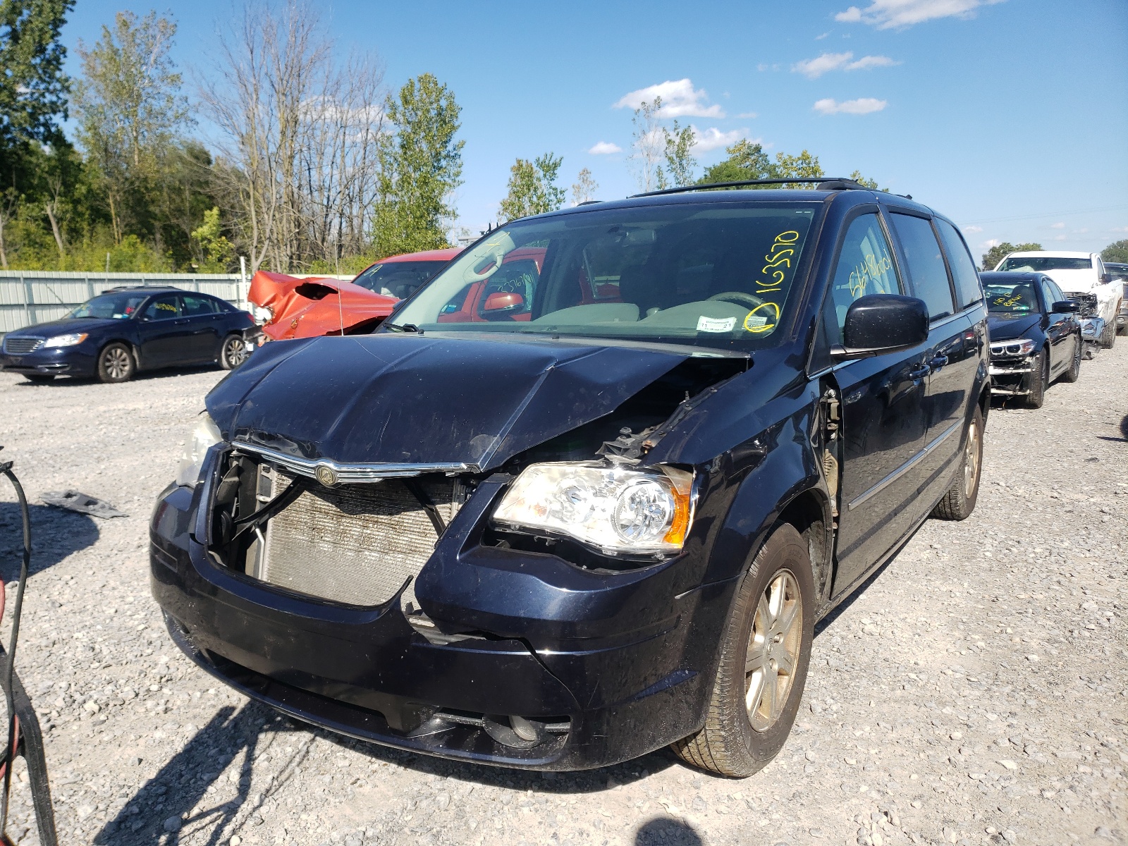 Photo 2 from auction – 2010 CHRYSLER TOWN & COU with VIN 2A4RR5DX0AR141105