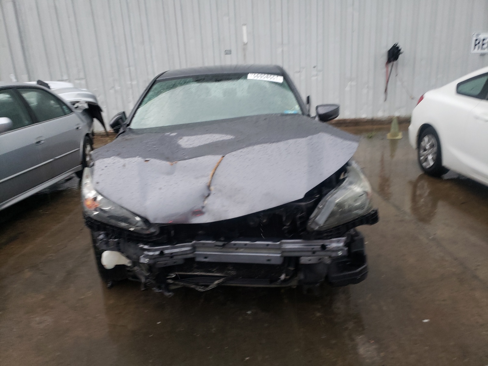 Photo 9 from auction – 2015 HONDA ACCORD with VIN 1HGCR2F38FA211368