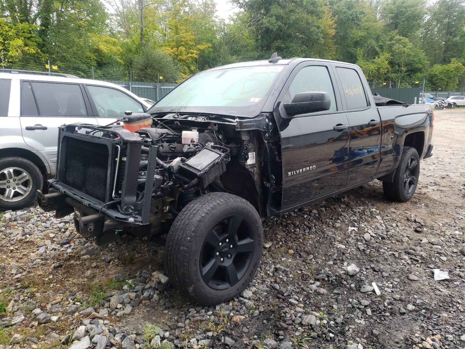 Photo 2 from auction – 2017 CHEVROLET SILVERADO with VIN 1GCVKNEC4HZ295241