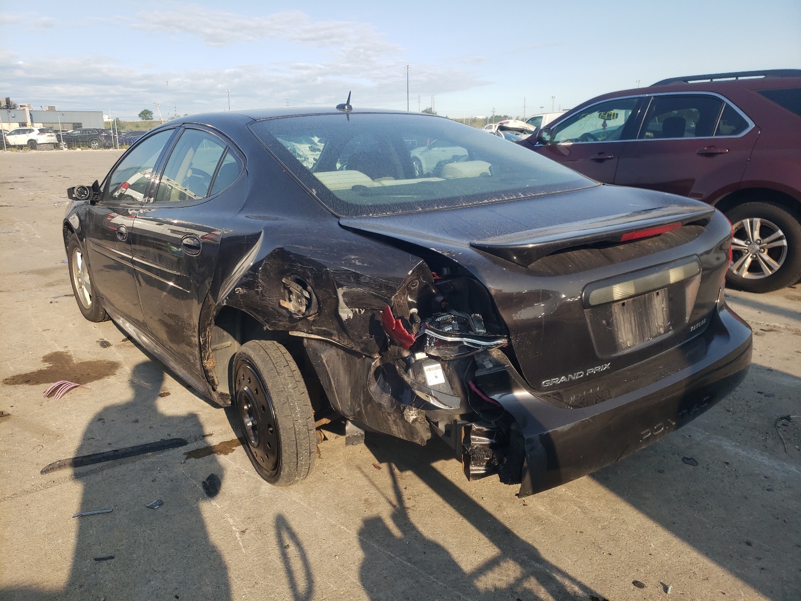 Photo 3 from auction – 2008 PONTIAC GRAND PRIX with VIN 2G2WP552281170197