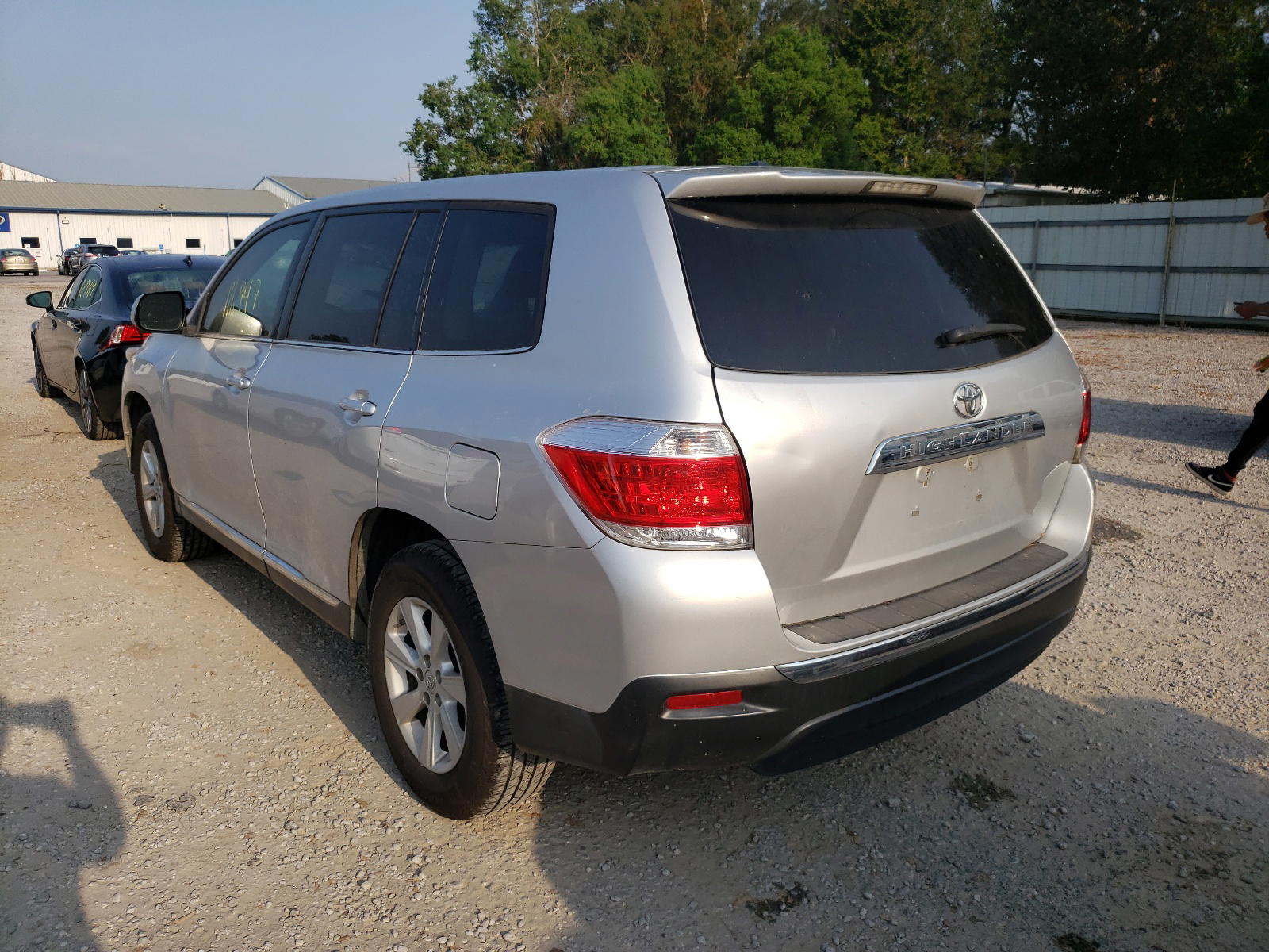 Photo 3 from auction – 2012 TOYOTA HIGHLANDER with VIN 5TDZA3EH1CS022031