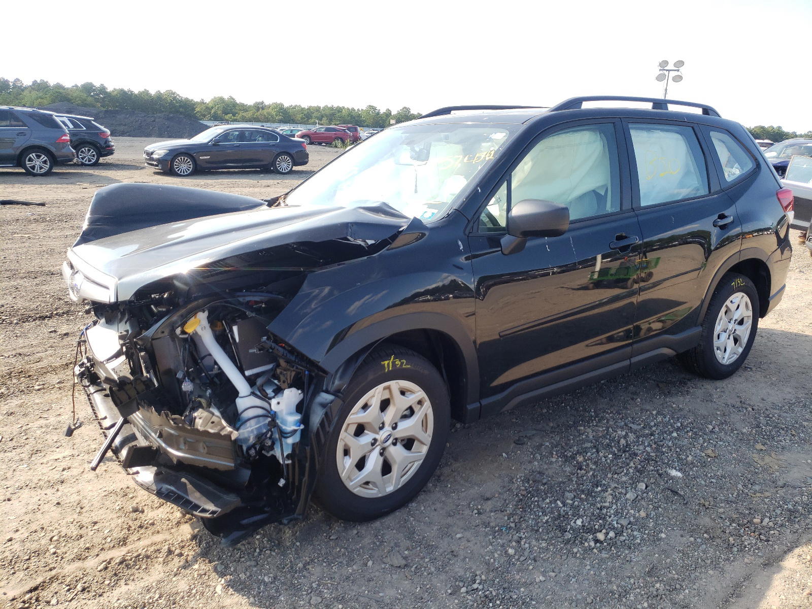 Photo 2 from auction – 2020 SUBARU FORESTER with VIN JF2SKADC6LH609176