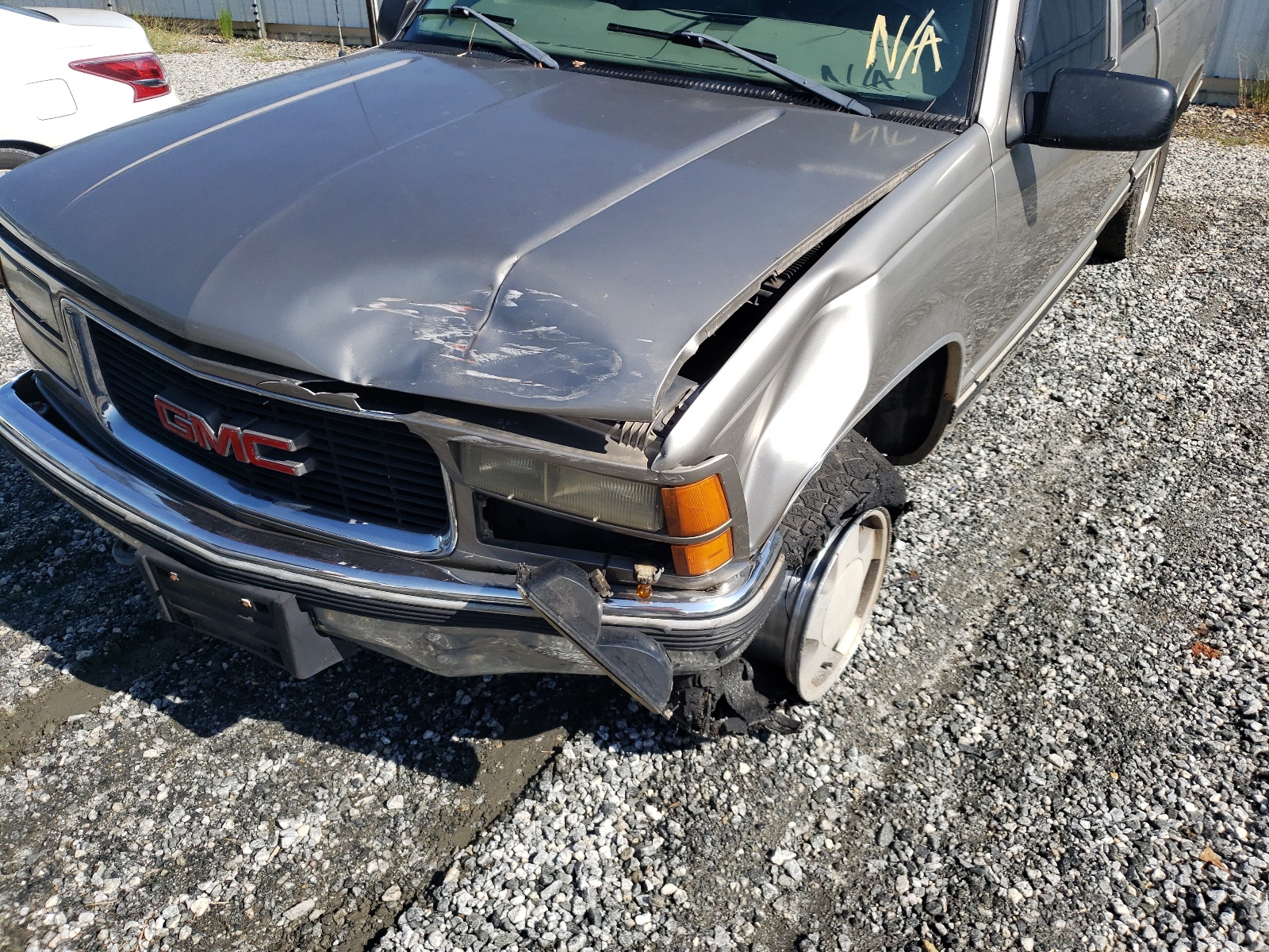 Photo 9 from auction – 1998 GMC SIERRA K15 with VIN 2GTEK19R9W1556991
