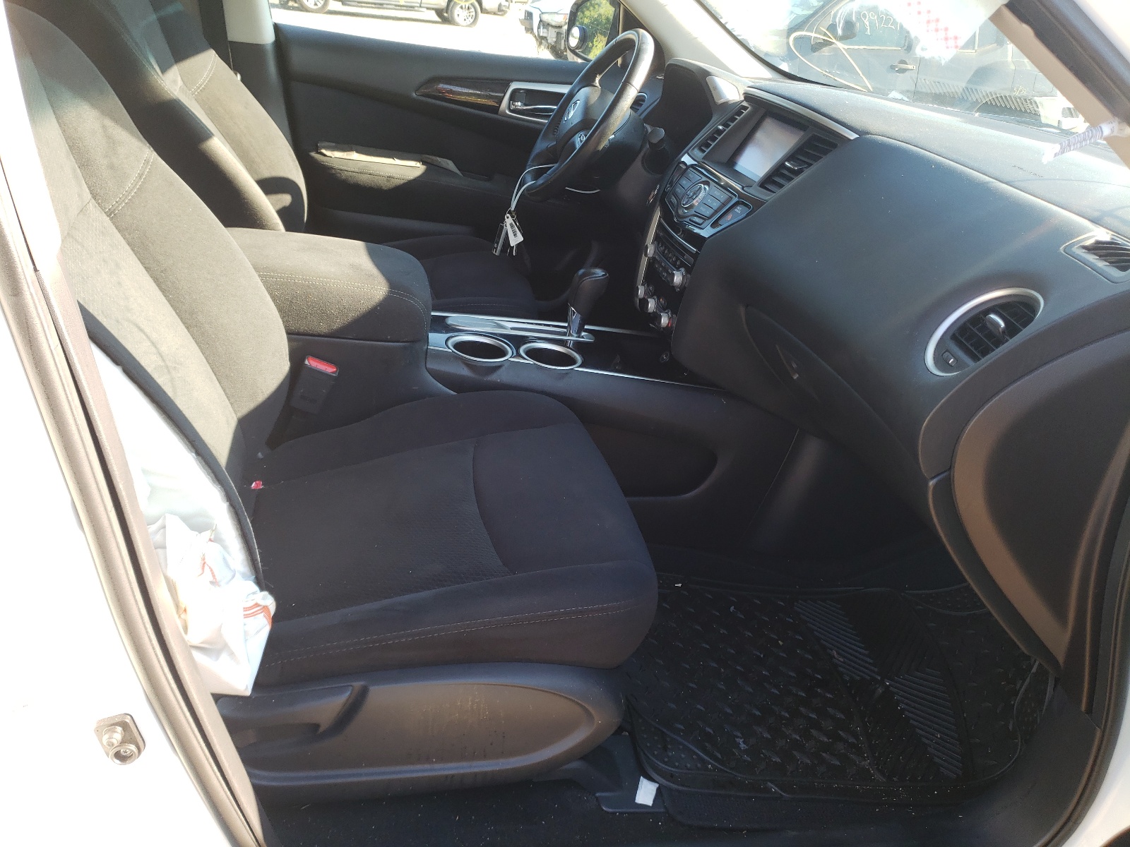 Zdjęcie 5 z aukcji – 2015 NISSAN PATHFINDER z VIN 5N1AR2MN5FC652742