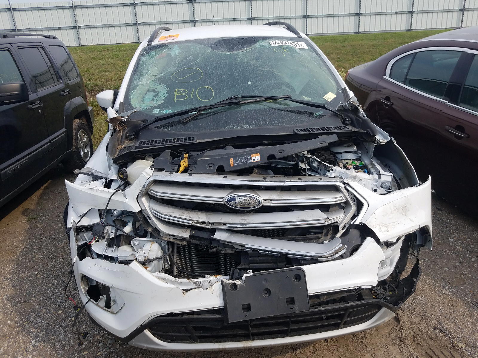 Photo 9 from auction – 2018 FORD ESCAPE SE with VIN 1FMCU0GD6JUC89000