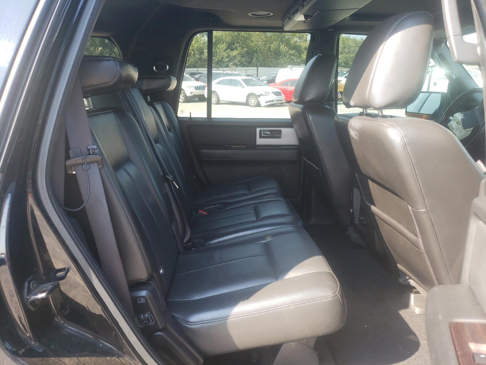 Photo 6 from auction – 2009 FORD EXPEDITION with VIN 1FMFU19529EB00843