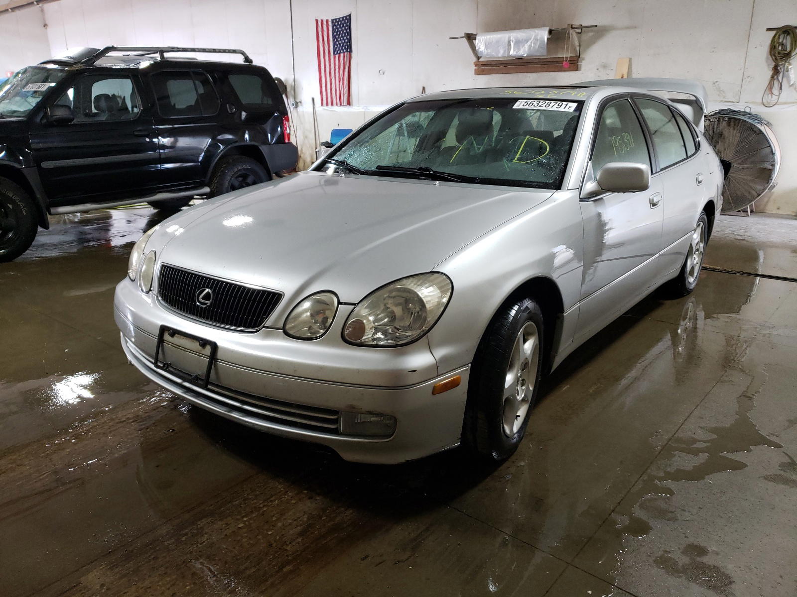 Photo 2 from auction – 1998 LEXUS GS with VIN JT8BH68X5W0008124