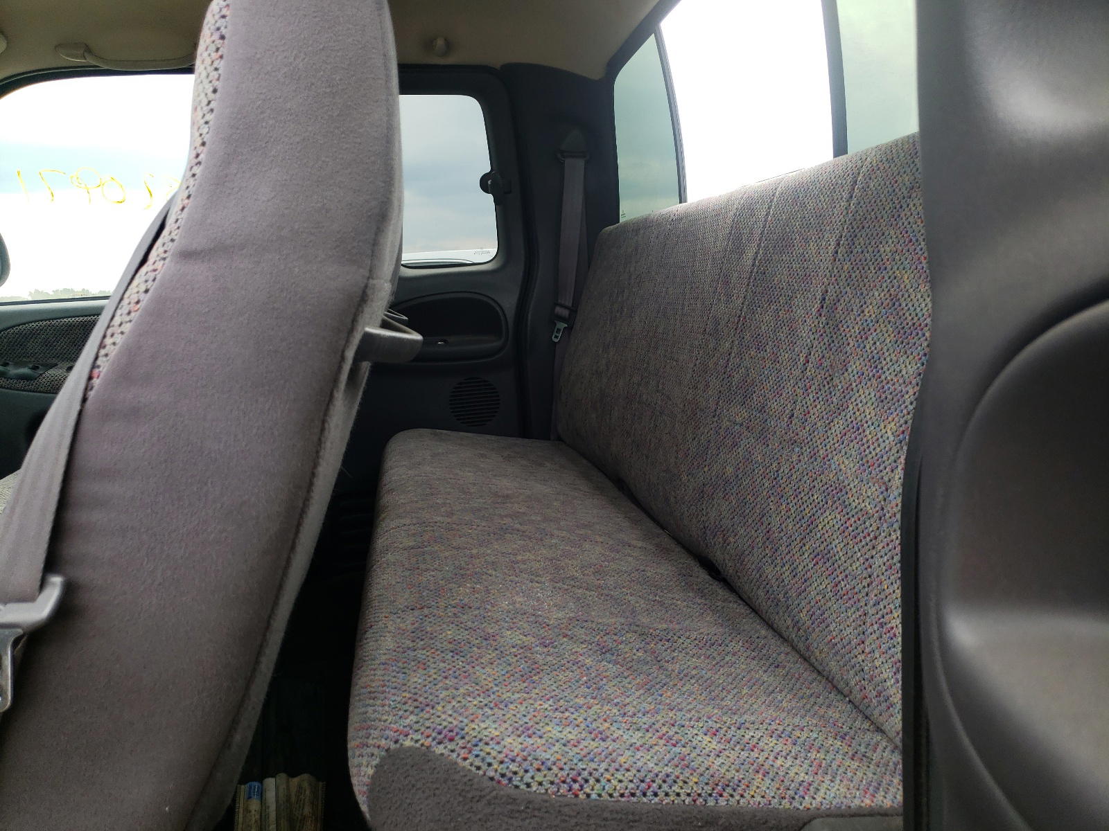 Photo 6 from auction – 2001 DODGE RAM 1500 with VIN 3B7HF13Z01G172446