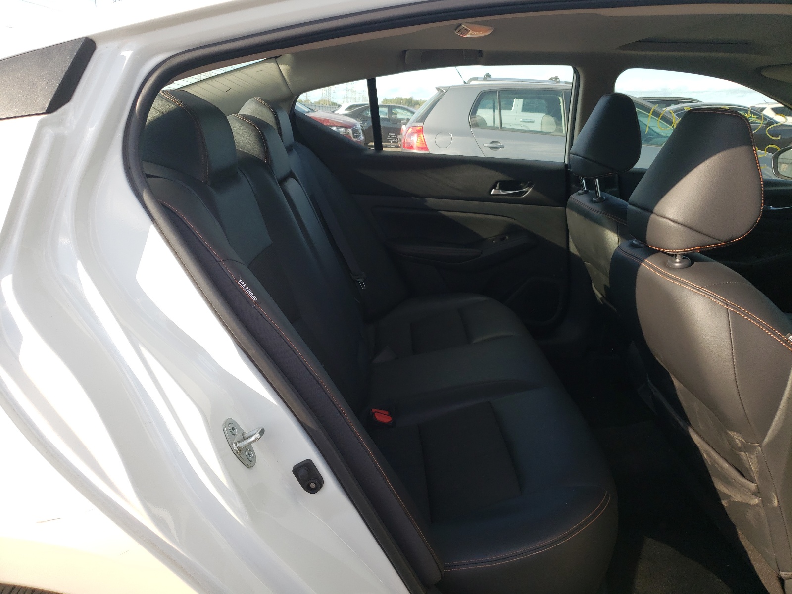 Photo 6 from auction – 2019 NISSAN ALTIMA SR with VIN 1N4BL4CV0KC172941