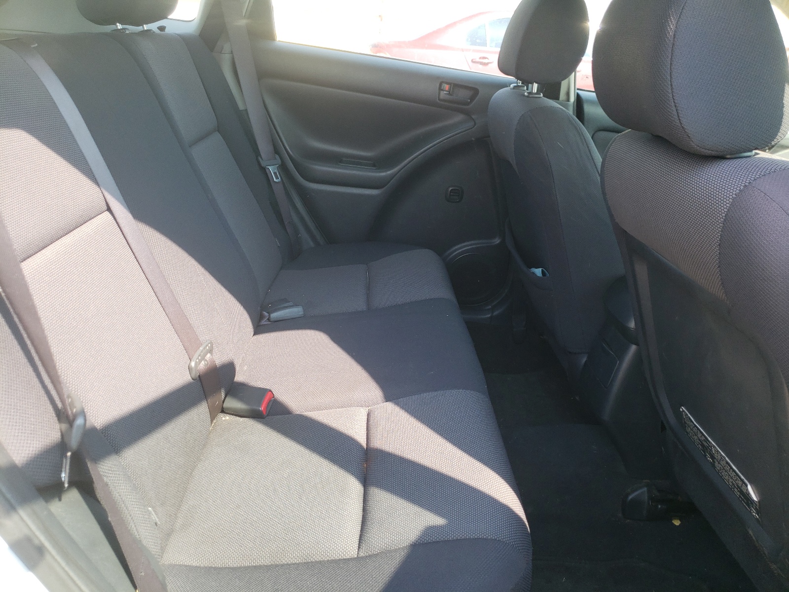 Photo 6 from auction – 2004 PONTIAC VIBE with VIN 5Y2SM62844Z431977