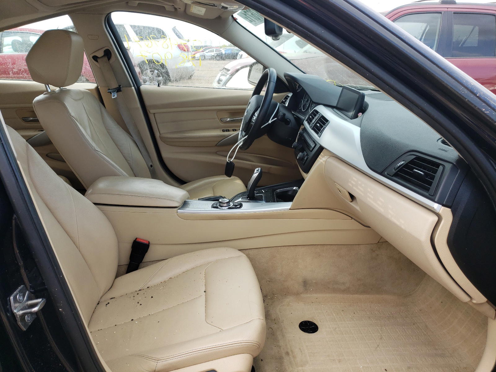 Photo 5 from auction – 2013 BMW 328 I with VIN WBA3A5G59DNP18998