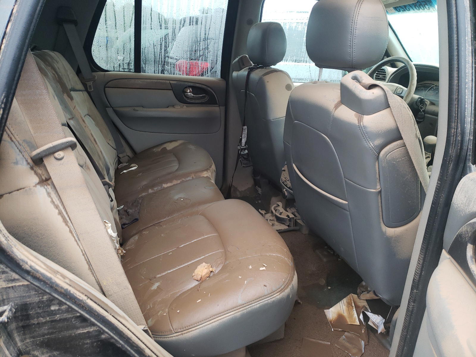Photo 6 from auction – 2003 GMC ENVOY with VIN 1GKDT13S532246633