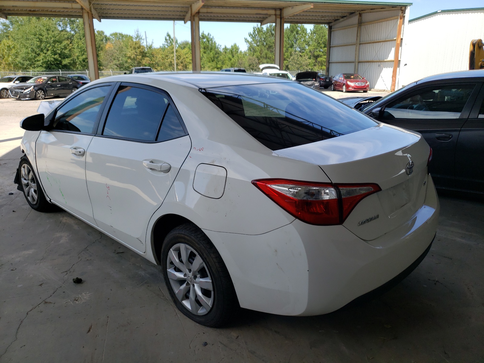 Photo 3 from auction – 2015 TOYOTA COROLLA L with VIN 5YFBURHE8FP340139