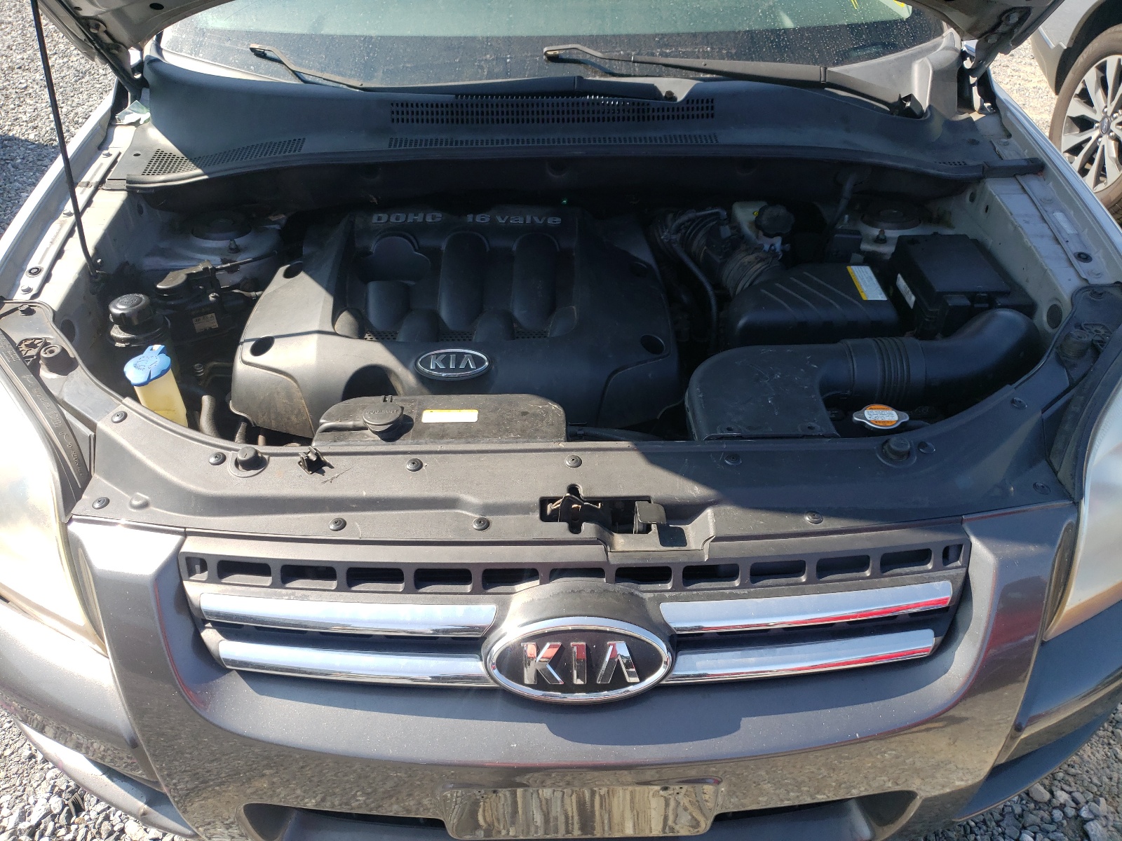 Photo 7 from auction – 2007 KIA SPORTAGE L with VIN KNDJF724977448637