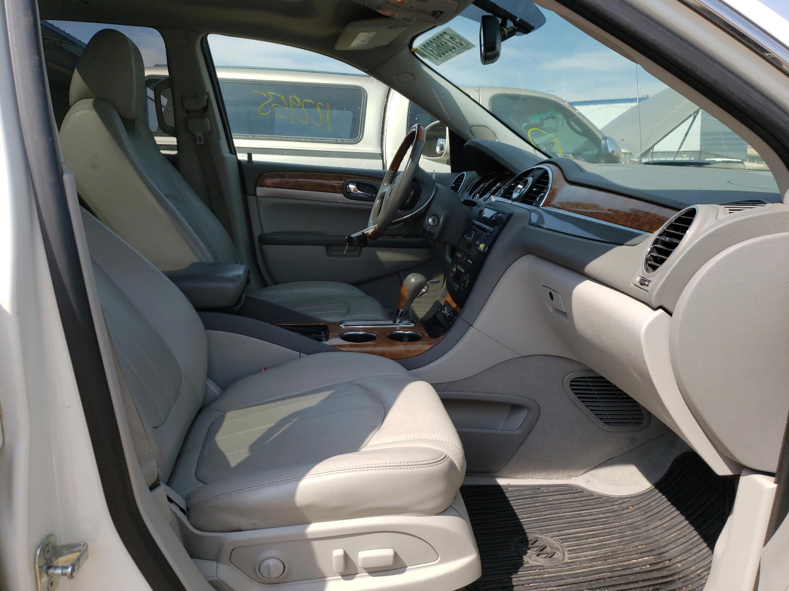 Photo 5 from auction – 2011 BUICK ENCLAVE CX with VIN 5GAKVBED7BJ268284