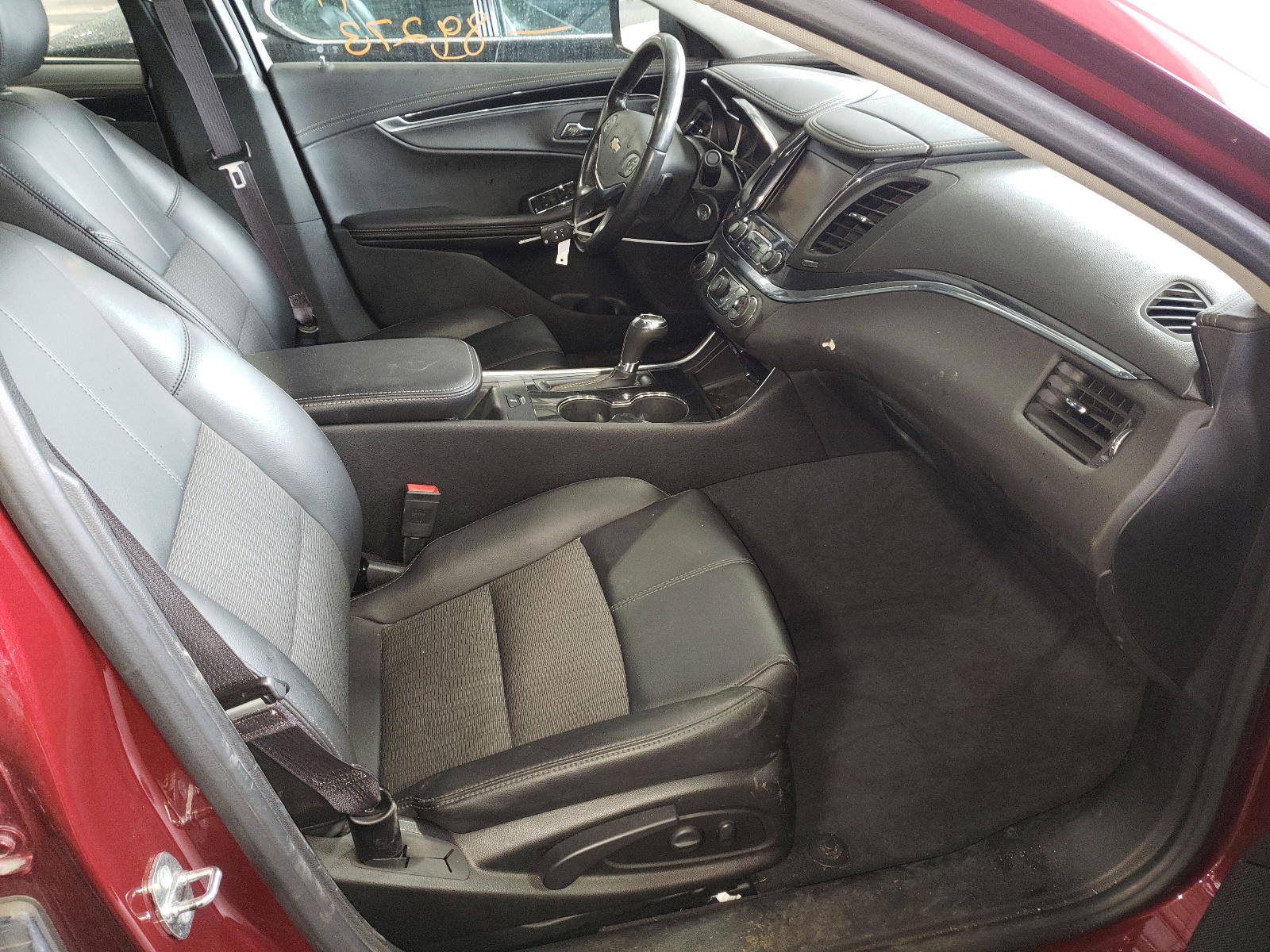 Photo 5 from auction – 2016 CHEVROLET IMPALA LT with VIN 1G1105SA7GU162419