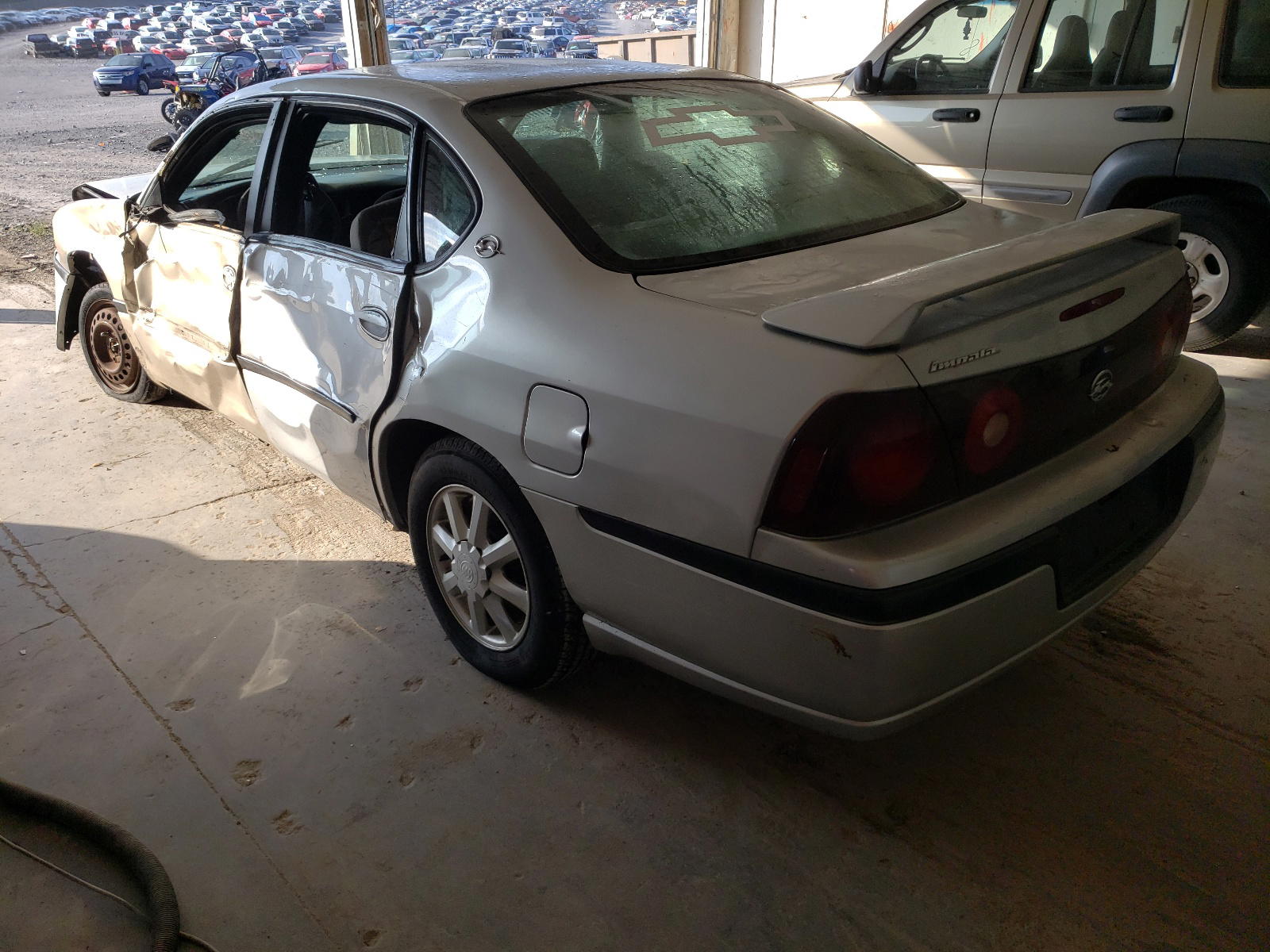 Photo 3 from auction – 2003 CHEVROLET IMPALA with VIN 2G1WF52E339122546