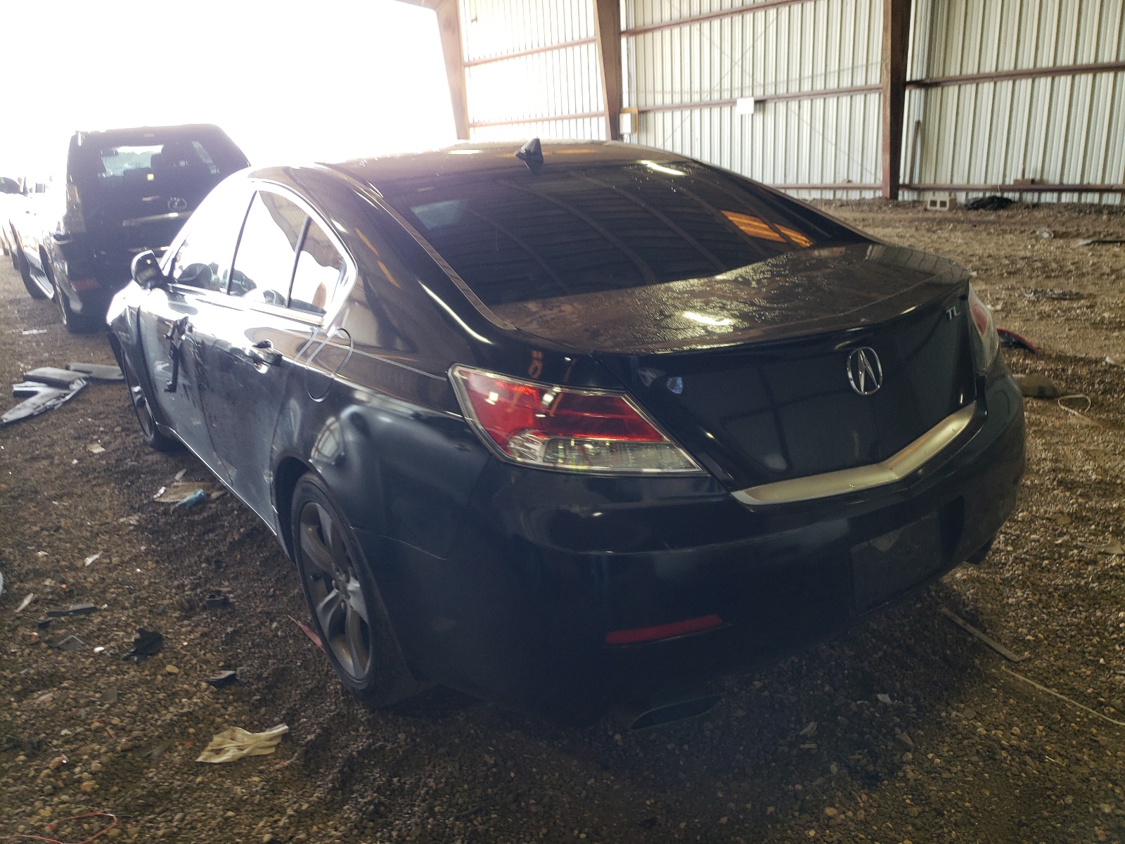 Photo 3 from auction – 2014 ACURA TL ADVANCE with VIN 19UUA8F76EA001805