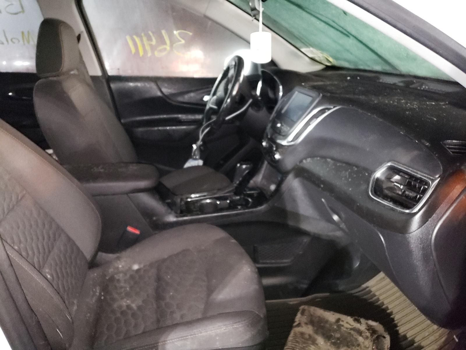 Photo 5 from auction – 2018 CHEVROLET EQUINOX LT with VIN 2GNAXSEV3J6316007