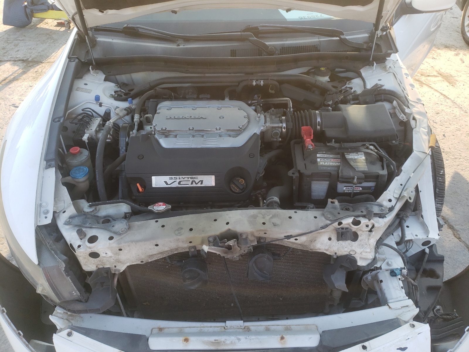 Photo 7 from auction – 2012 HONDA ACCORD EXL with VIN 1HGCS2B8XCA010881