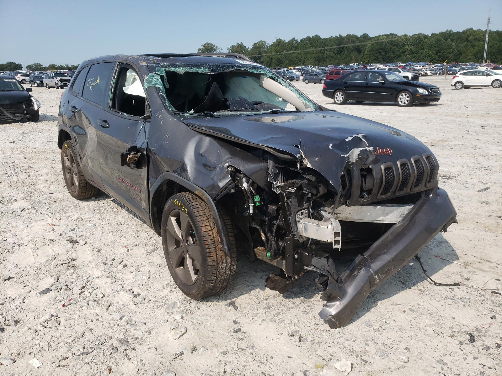 JEEP CHEROKEE L 2016 with VIN 1C4PJLCB3GW291367 - Photo from auction