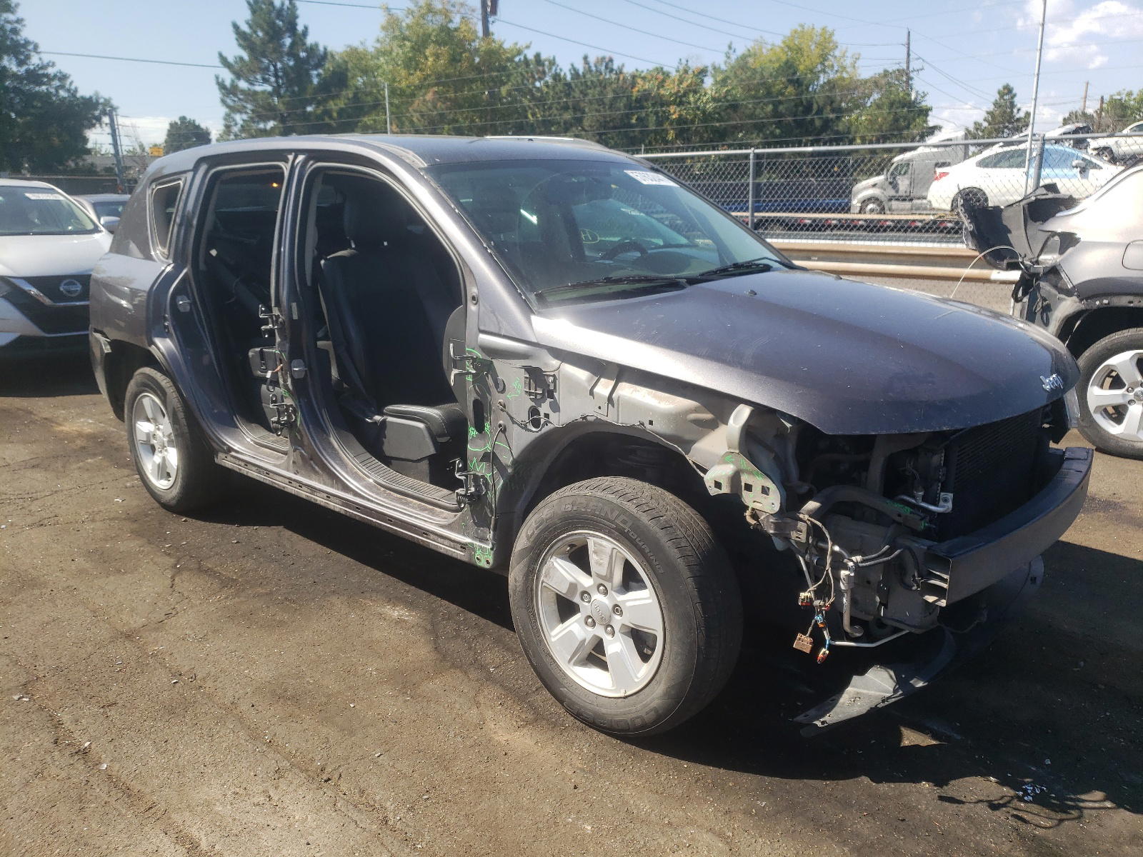 Photo 9 from auction – 2017 JEEP COMPASS LA with VIN 1C4NJCEBXHD198721