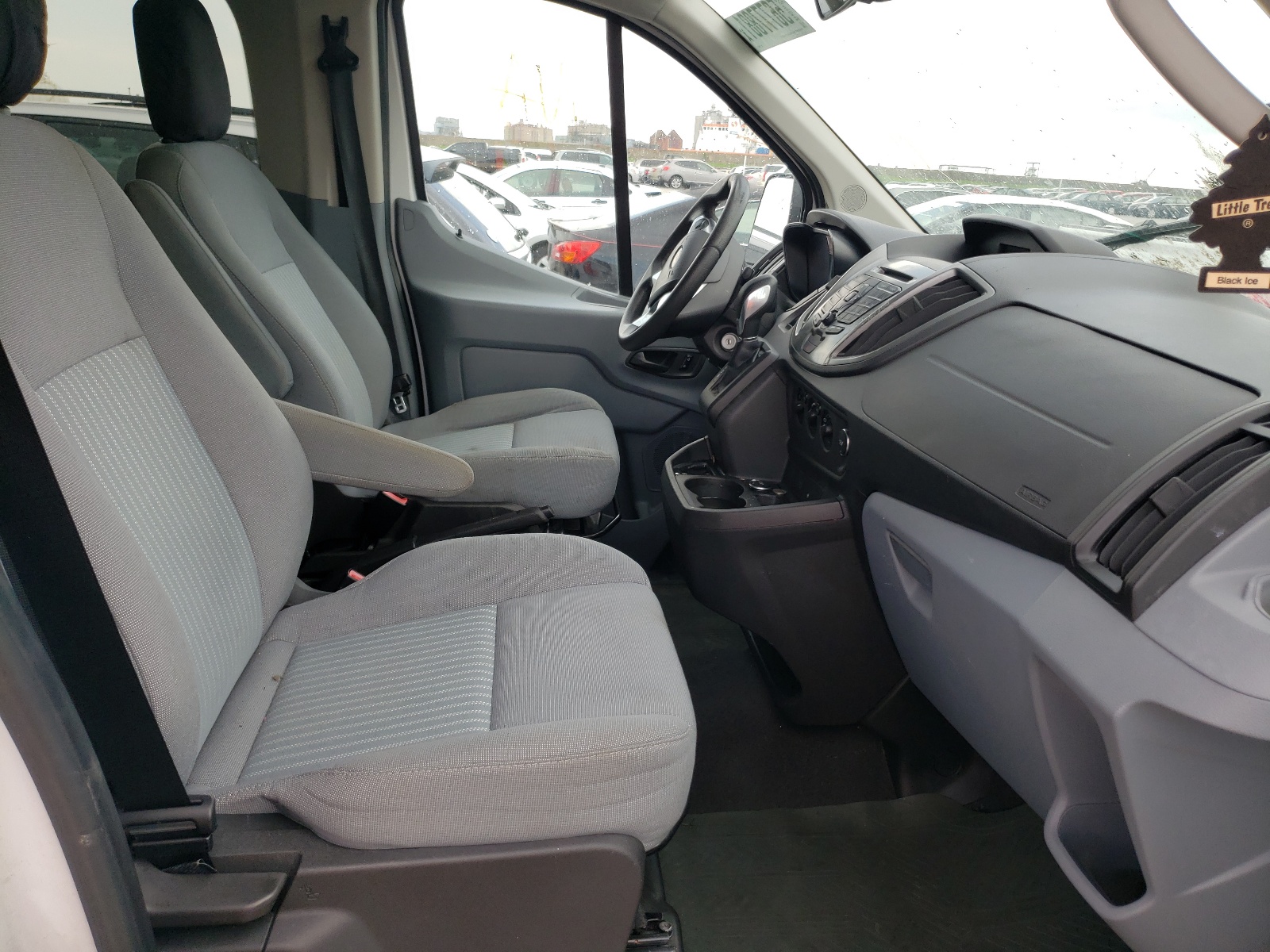 Zdjęcie 5 z aukcji – 2016 FORD TRANSIT T- z VIN 1FBZX2YM1GKB08460