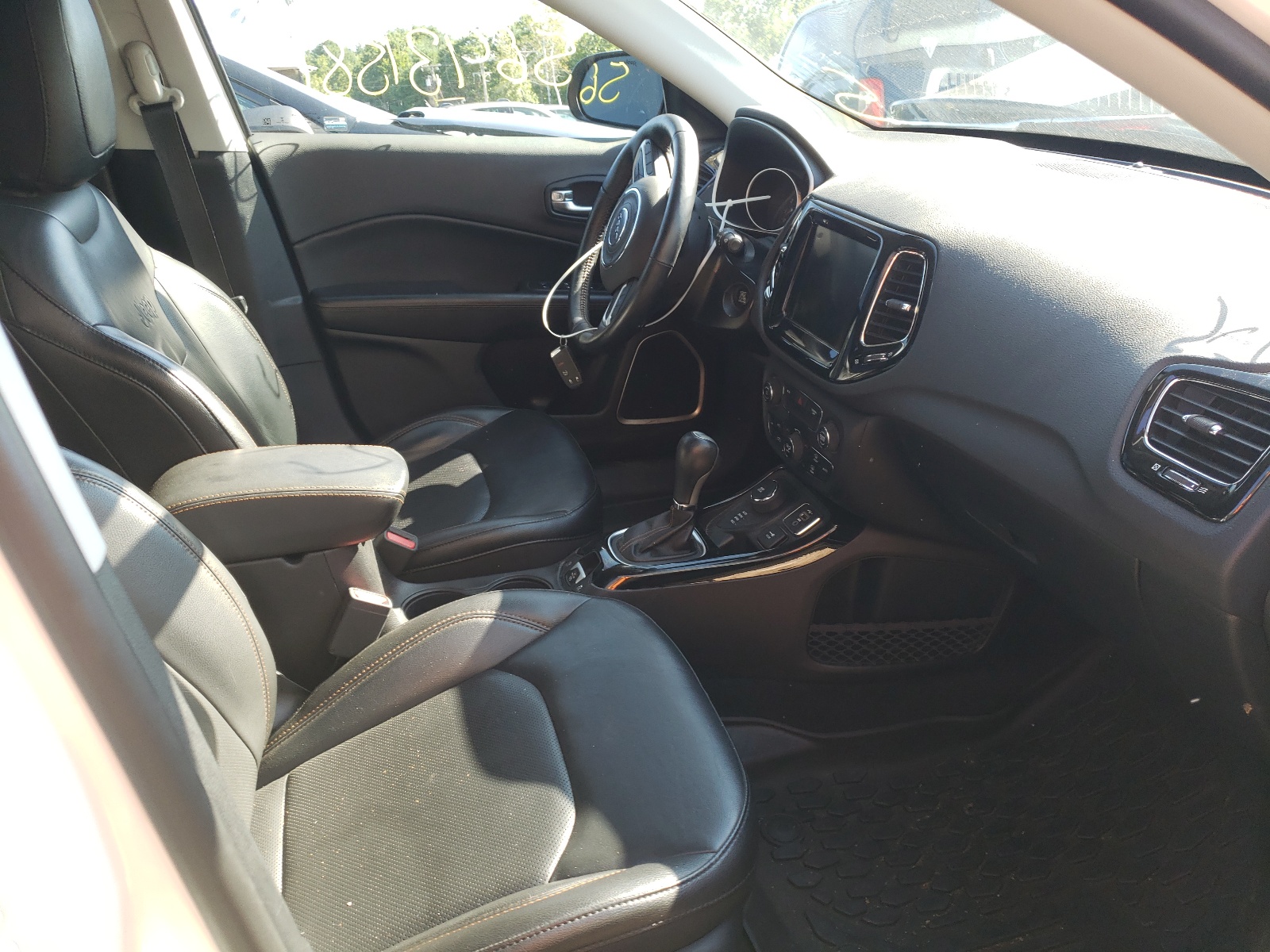 Zdjęcie 5 z aukcji – 2019 JEEP COMPASS LI z VIN 3C4NJDCB7KT639375