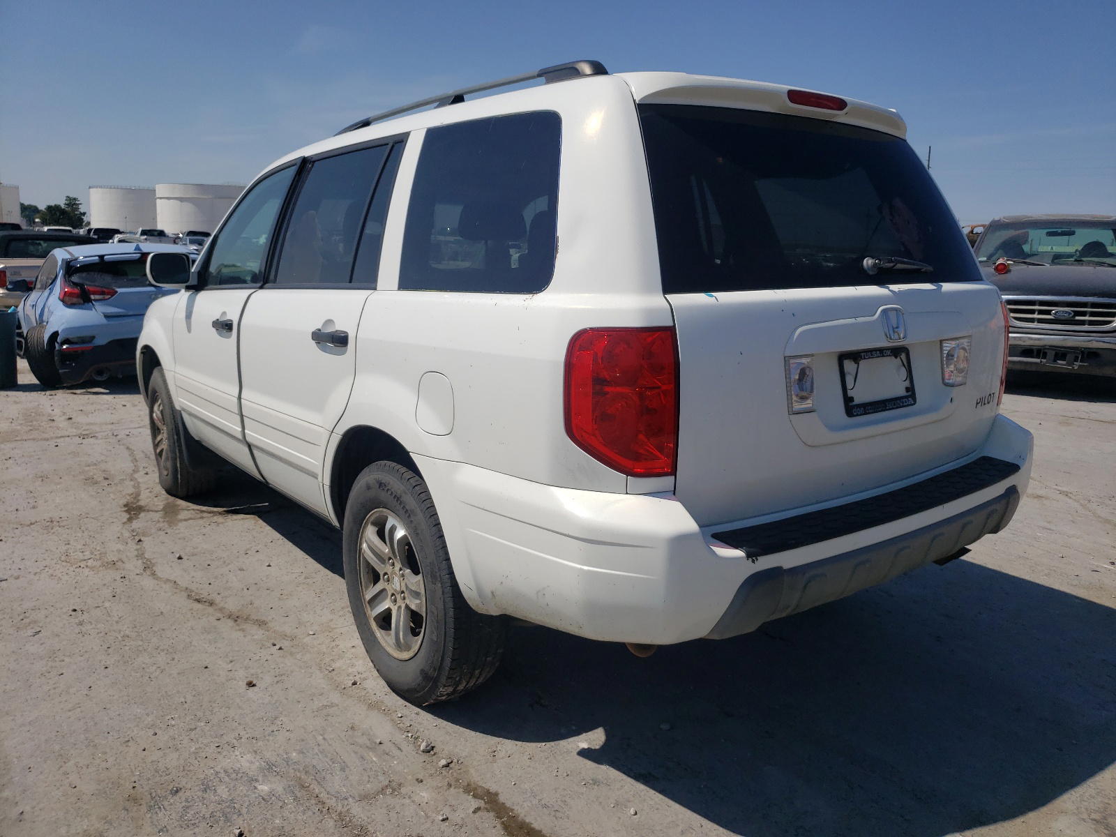 Photo 3 from auction – 2005 HONDA PILOT EXL with VIN 5FNYF18555B031986