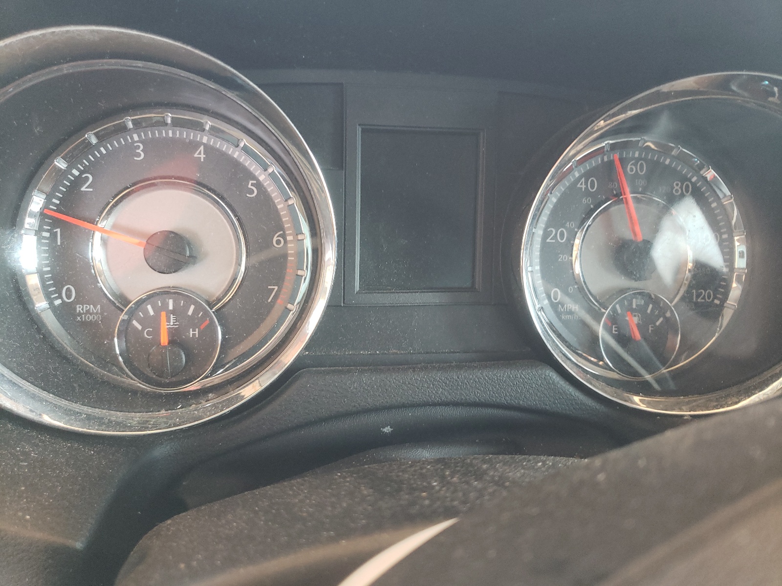 Photo 8 from auction – 2012 CHRYSLER TOWN & COU with VIN 2C4RC1CG3CR135075