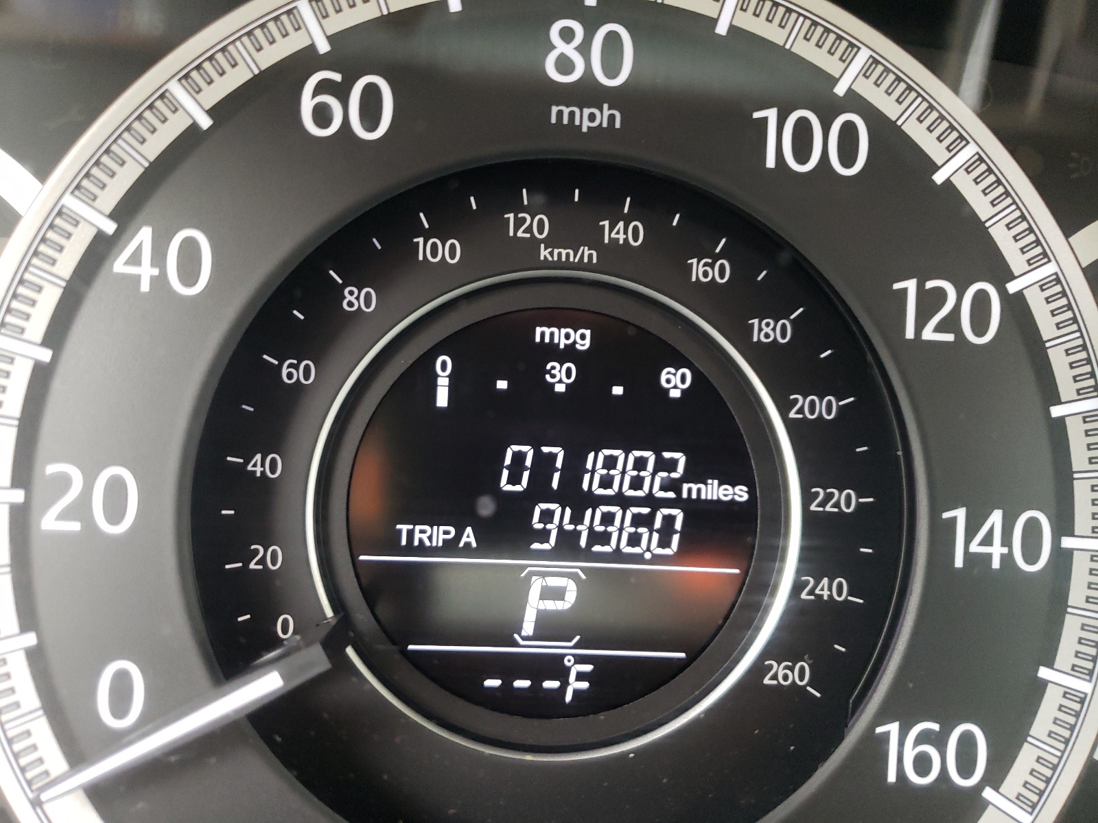 Photo 8 from auction – 2014 HONDA ACCORD EXL with VIN 1HGCR2F81EA194293