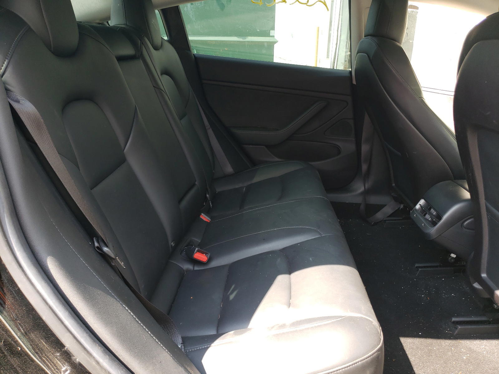 Photo 6 from auction – 2019 TESLA MODEL 3 with VIN 5YJ3E1EA2KF399441