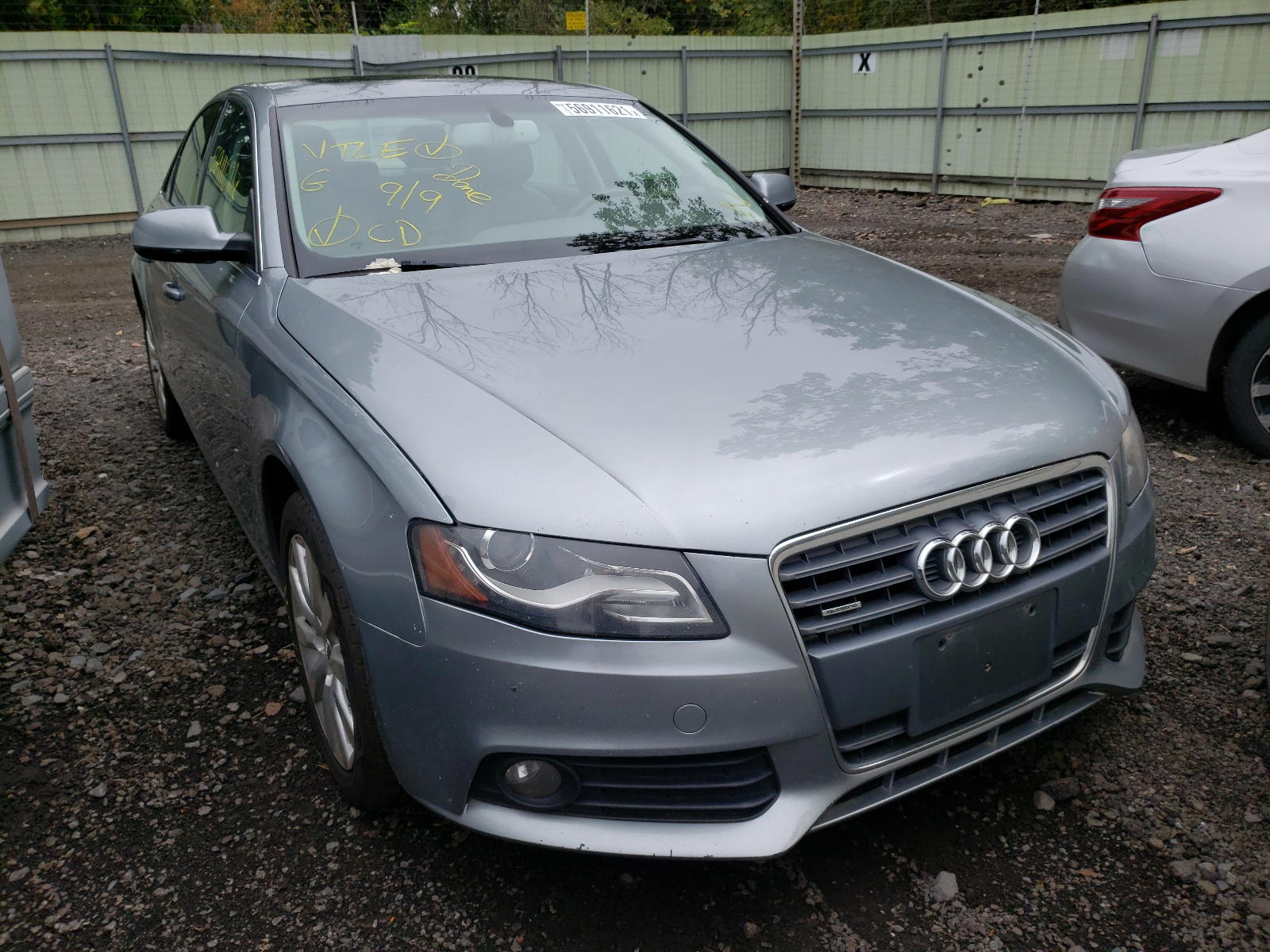 AUDI A4 PREMIUM 2011 with VIN WAUFFBFL0BN045996 - Photo from auction