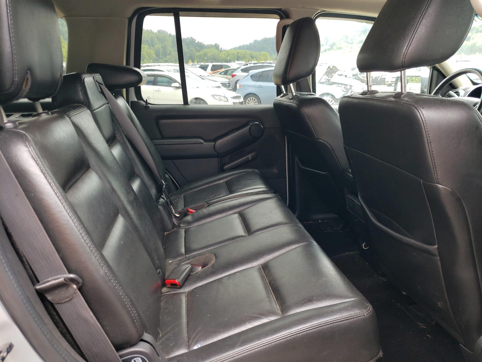 Photo 6 from auction – 2009 FORD EXPLORER X with VIN 1FMEU73E99UA35843