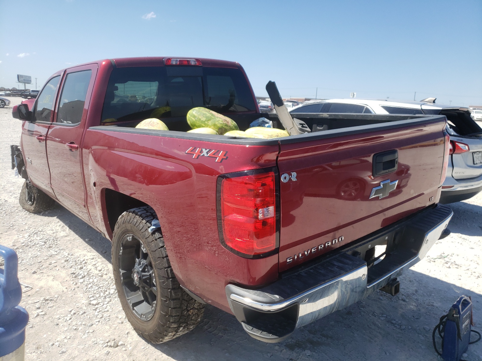 Photo 3 from auction – 2018 CHEVROLET SILVERADO with VIN 3GCUKREC8JG219708