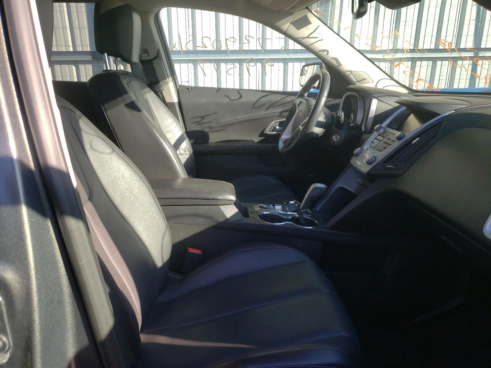 Photo 5 from auction – 2013 CHEVROLET EQUINOX LT with VIN 2GNFLPE33D6415959