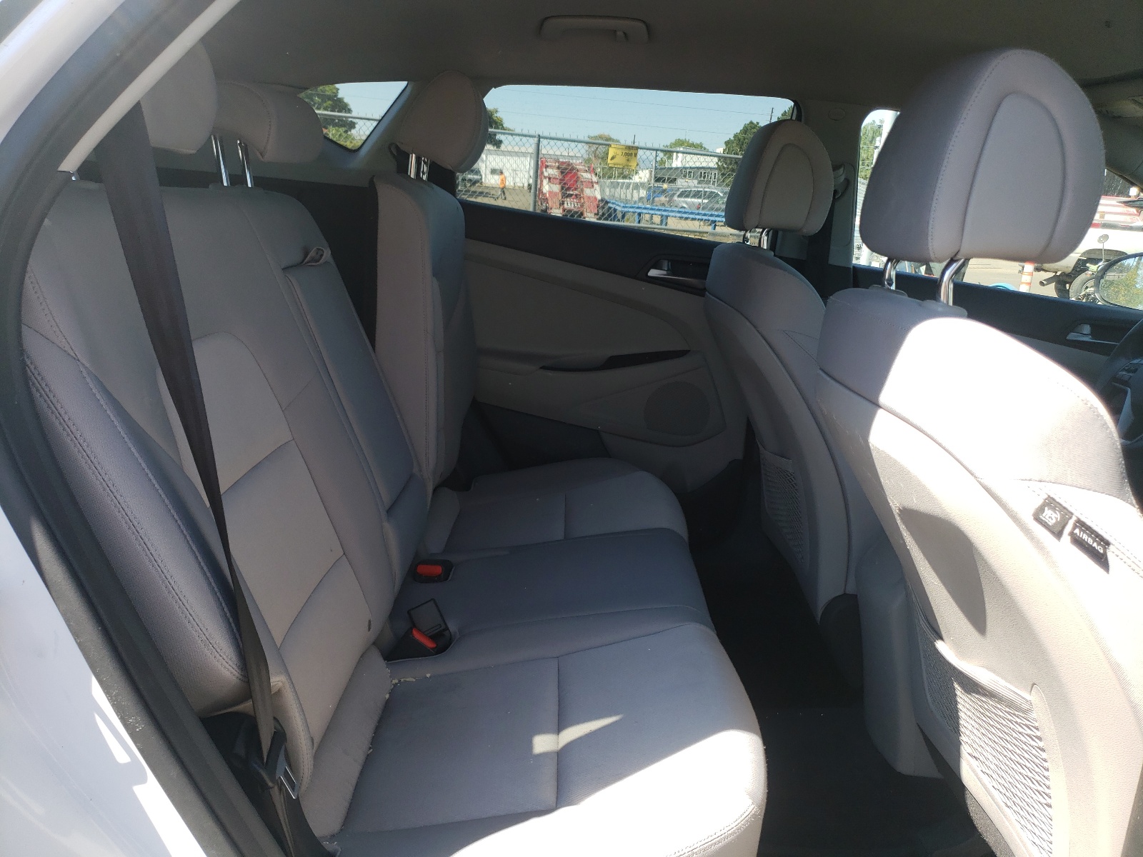 Photo 6 from auction – 2018 HYUNDAI TUCSON SEL with VIN KM8J3CA4XJU615577