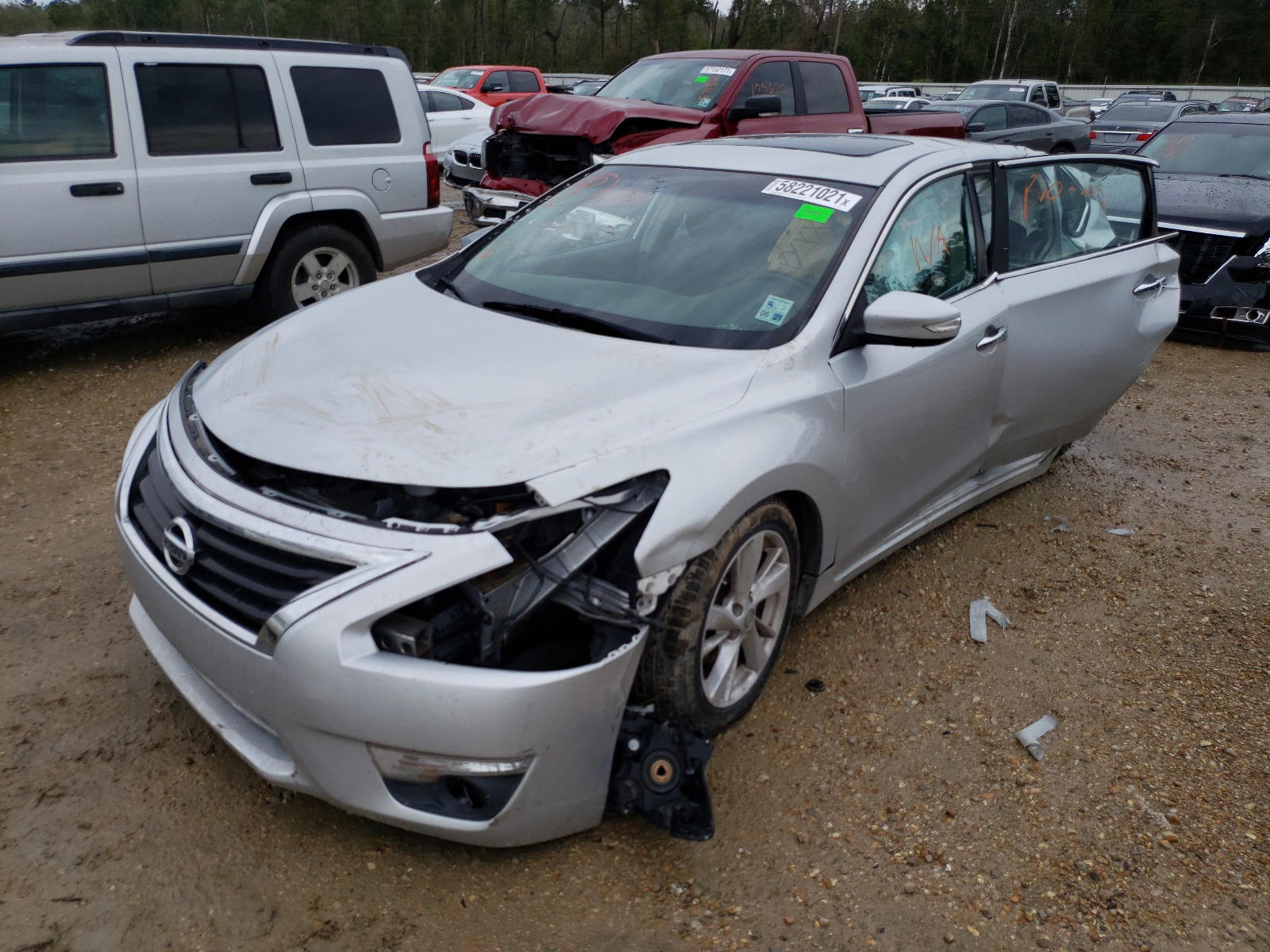 Photo 2 from auction – 2013 NISSAN ALTIMA 2.5 with VIN 1N4AL3AP1DC111482