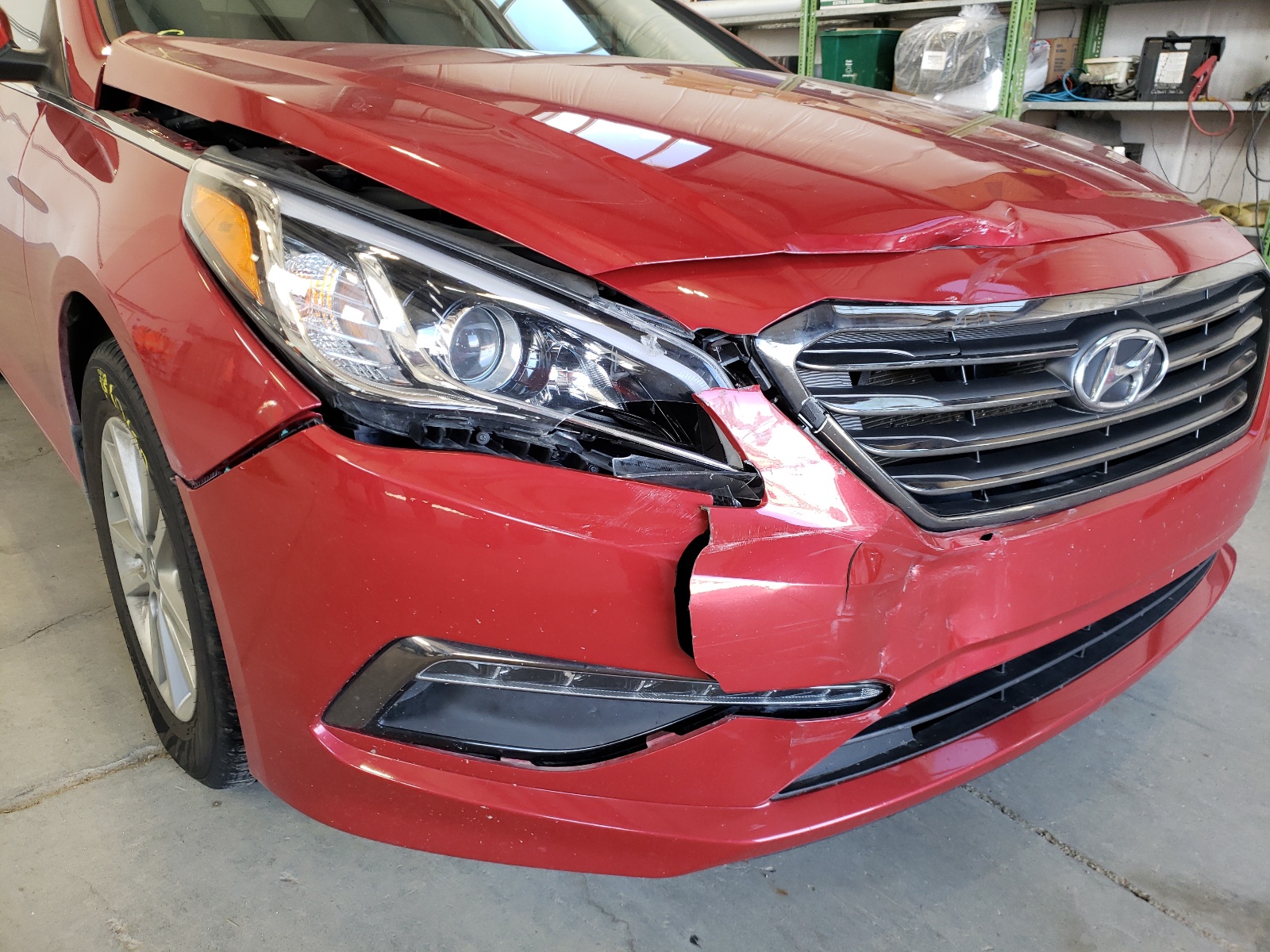Photo 9 from auction – 2017 HYUNDAI SONATA SE with VIN 5NPE24AF5HH499032