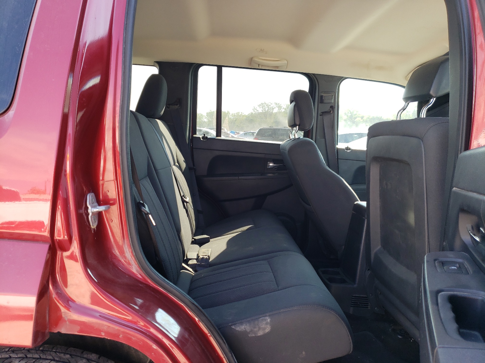 Photo 6 from auction – 2011 JEEP LIBERTY SP with VIN 1J4PN2GK9BW523627