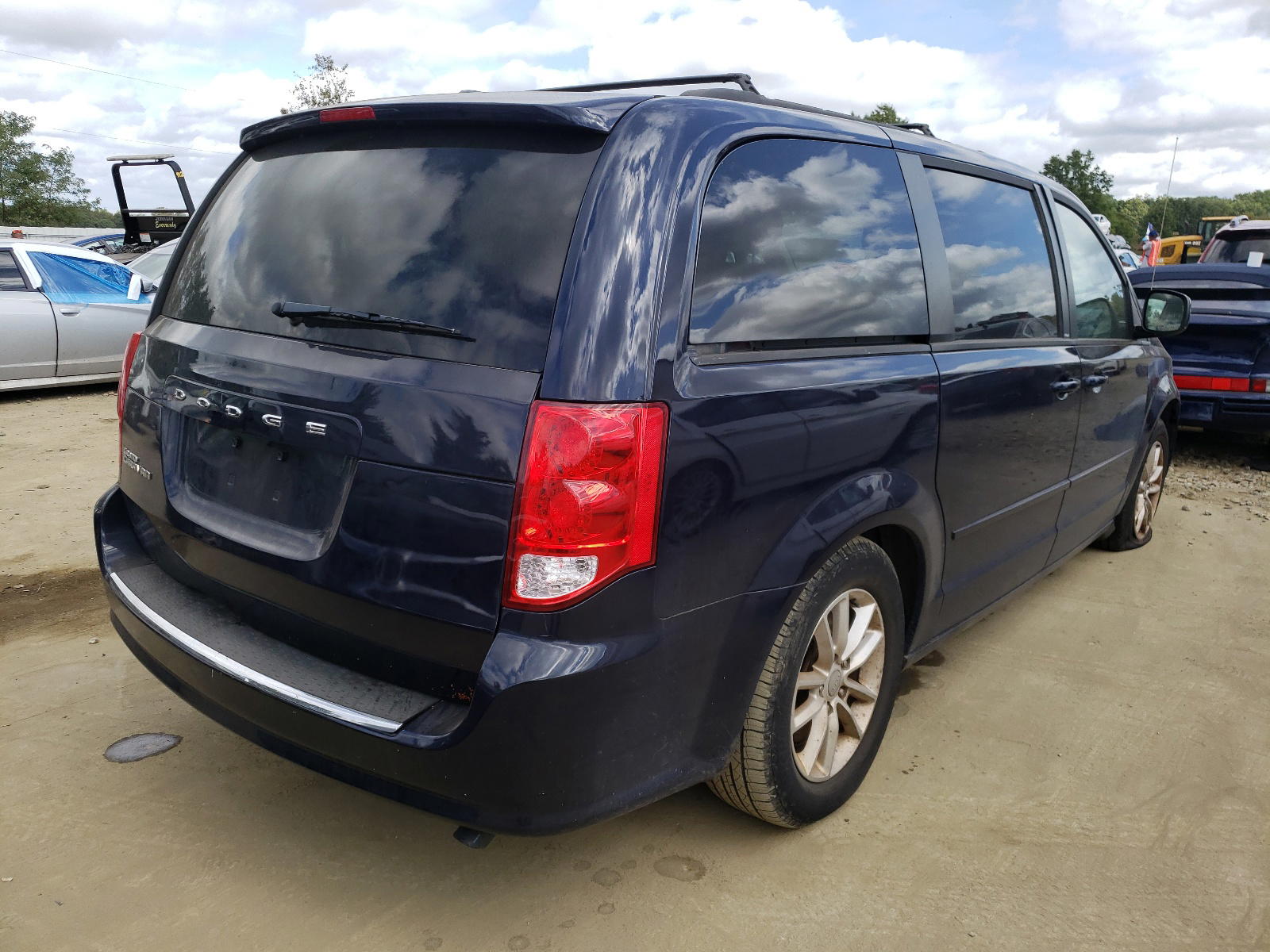 Photo 4 from auction – 2013 DODGE GRAND CARA with VIN 2C4RDGCG2DR659481