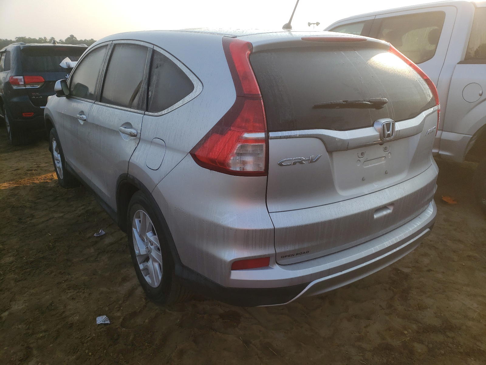 Photo 3 from auction – 2016 HONDA CR-V EX with VIN 2HKRM4H52GH686154
